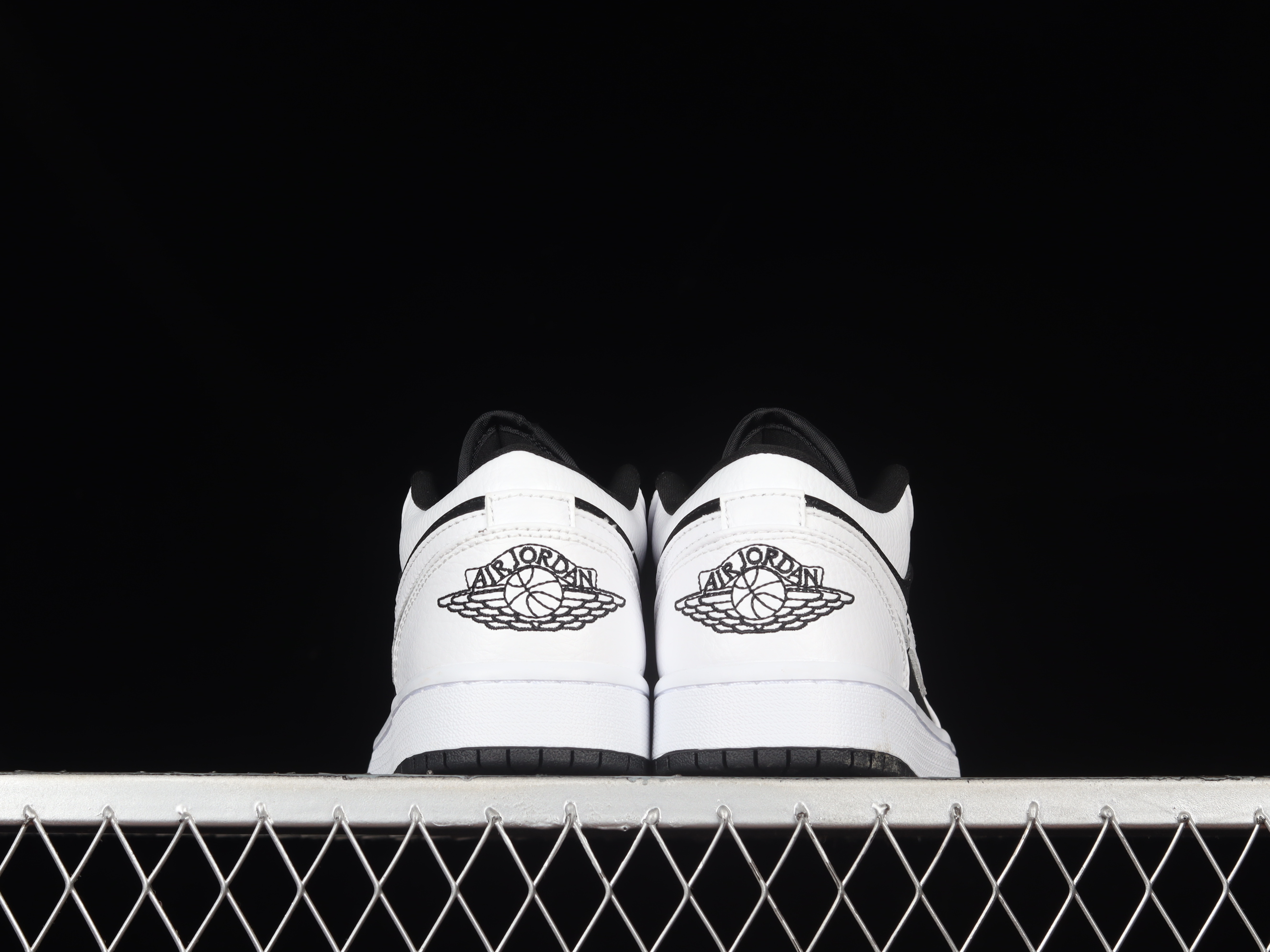 AJ1 low top