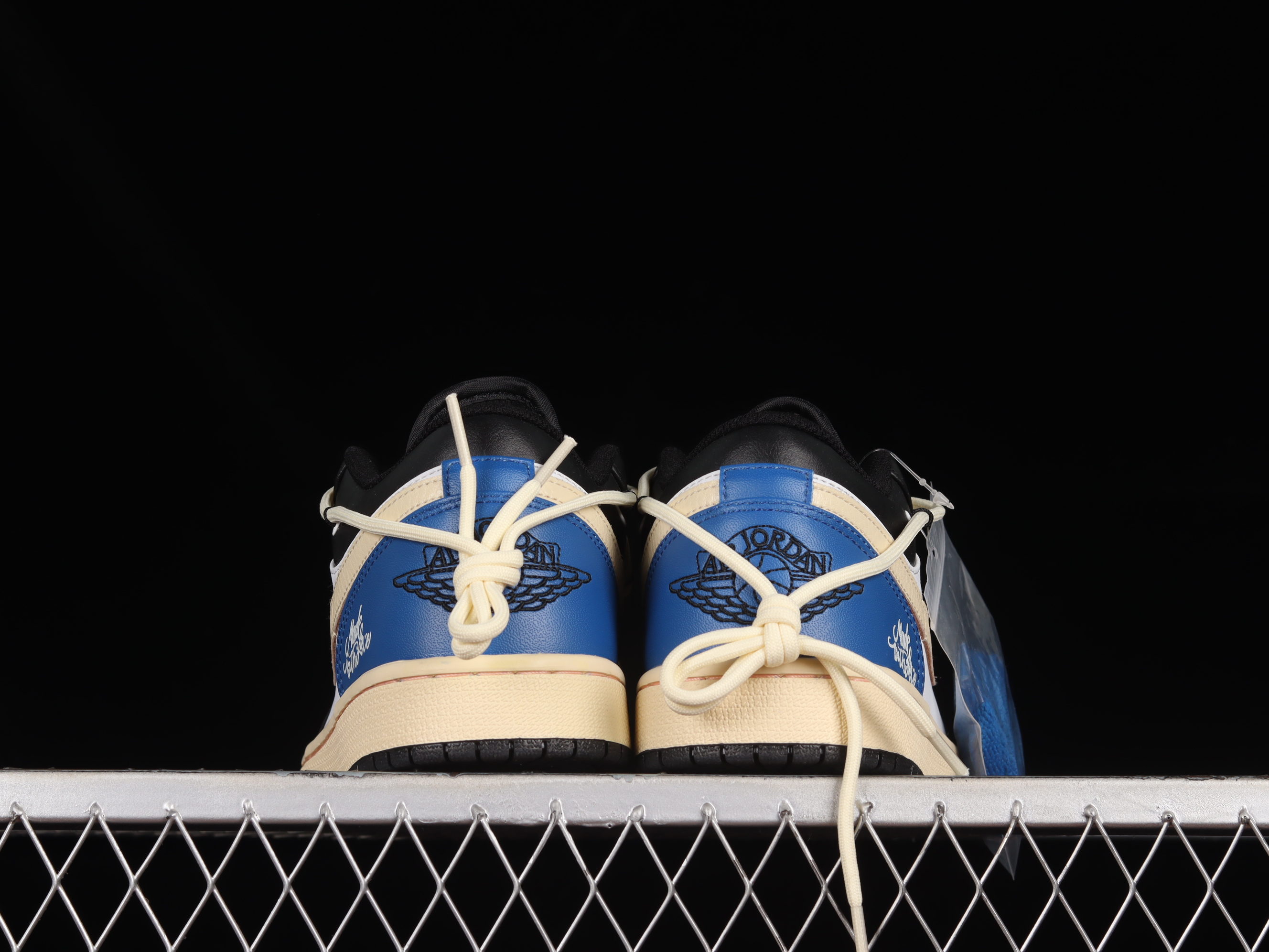 AJ1 low top