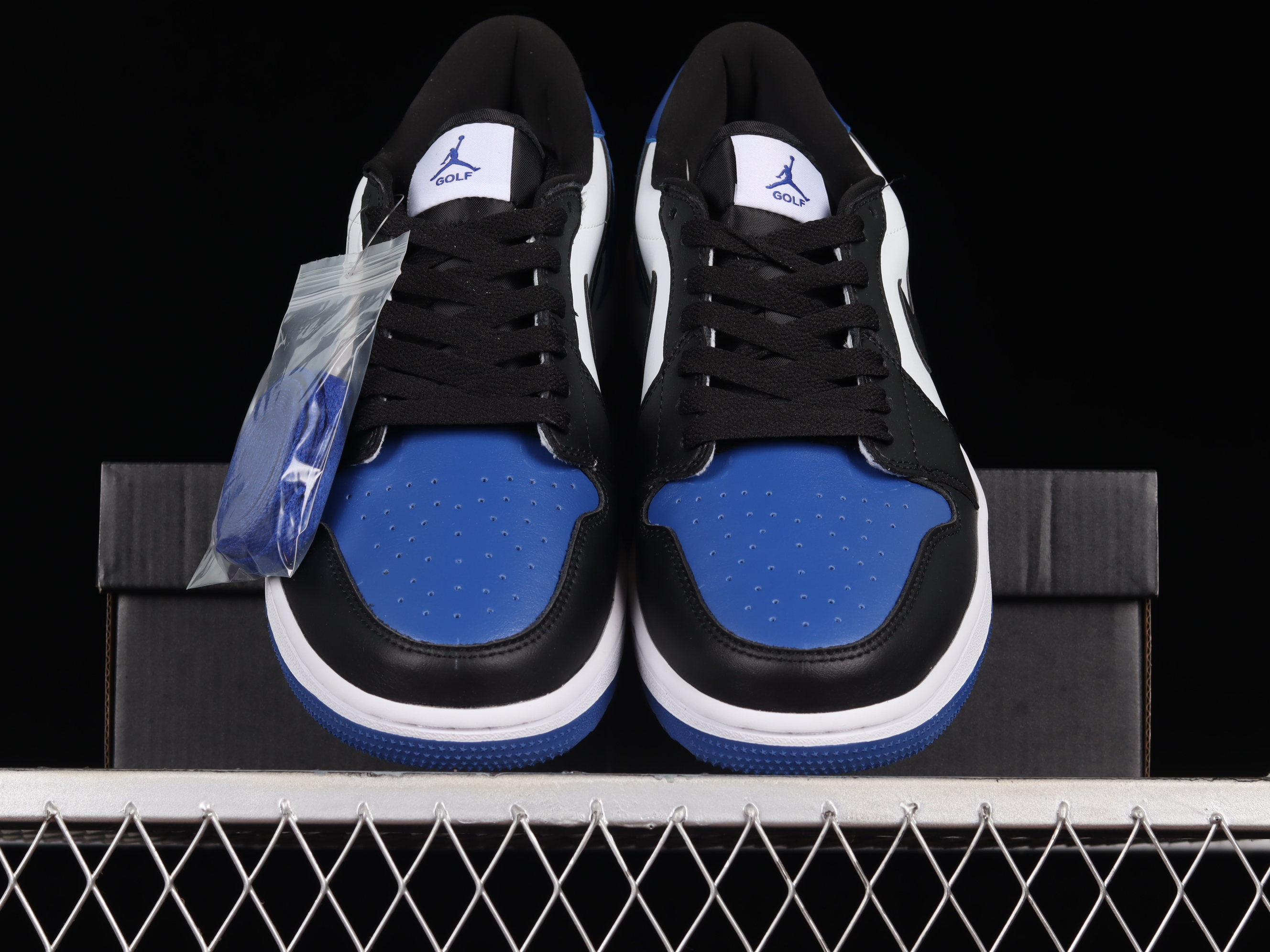 AJ1 low top