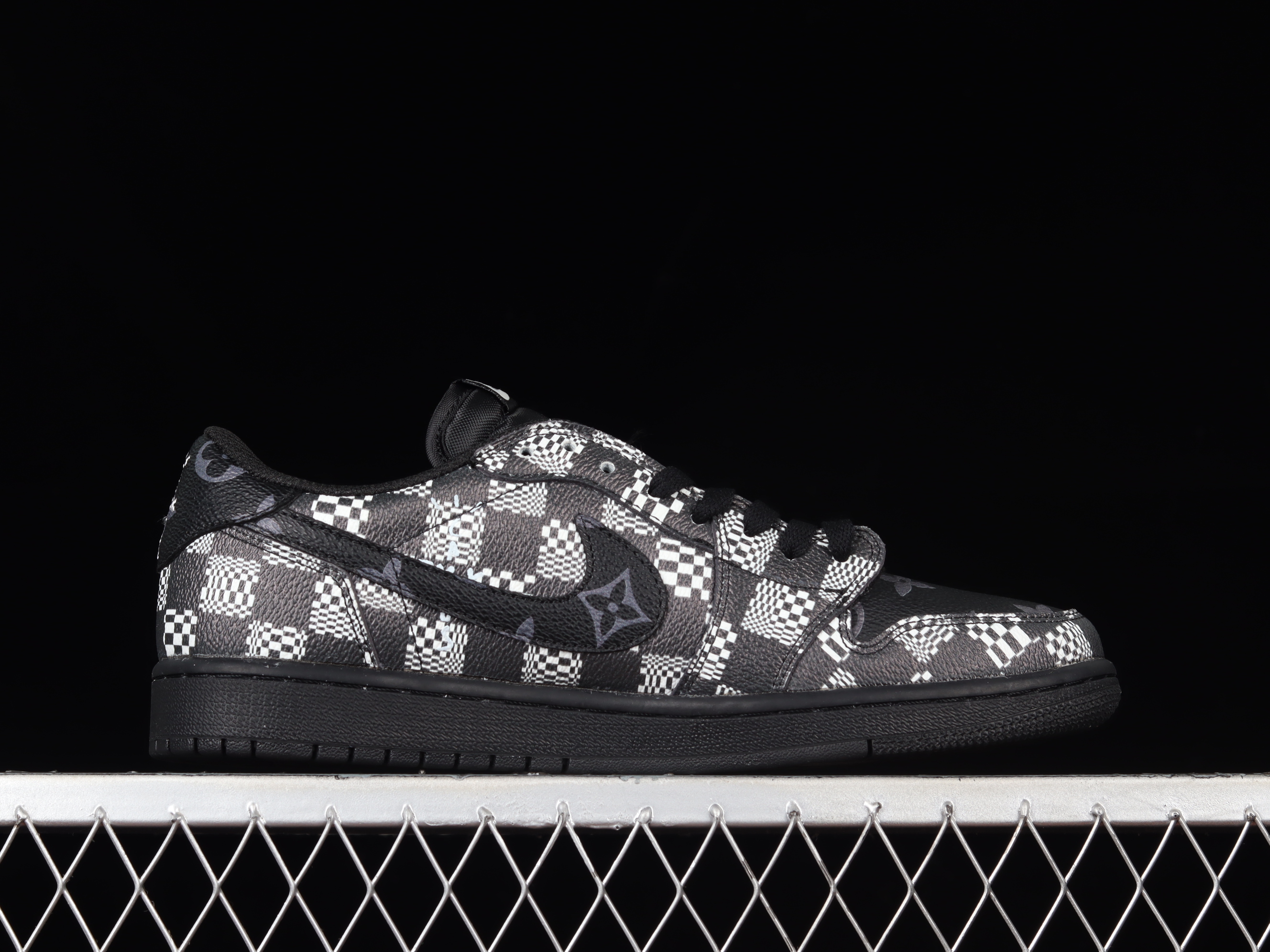 AJ1 low top