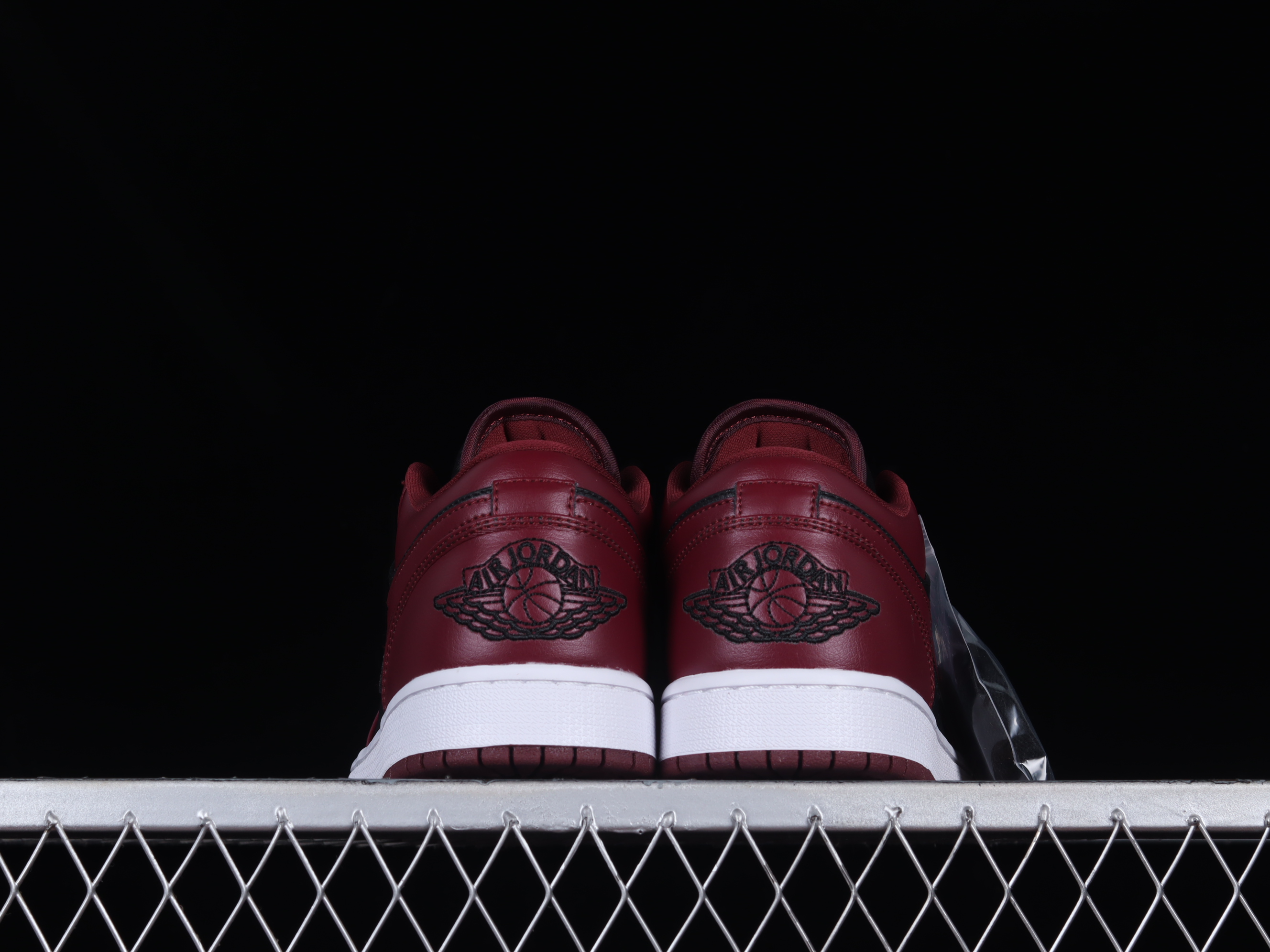 AJ1 low top