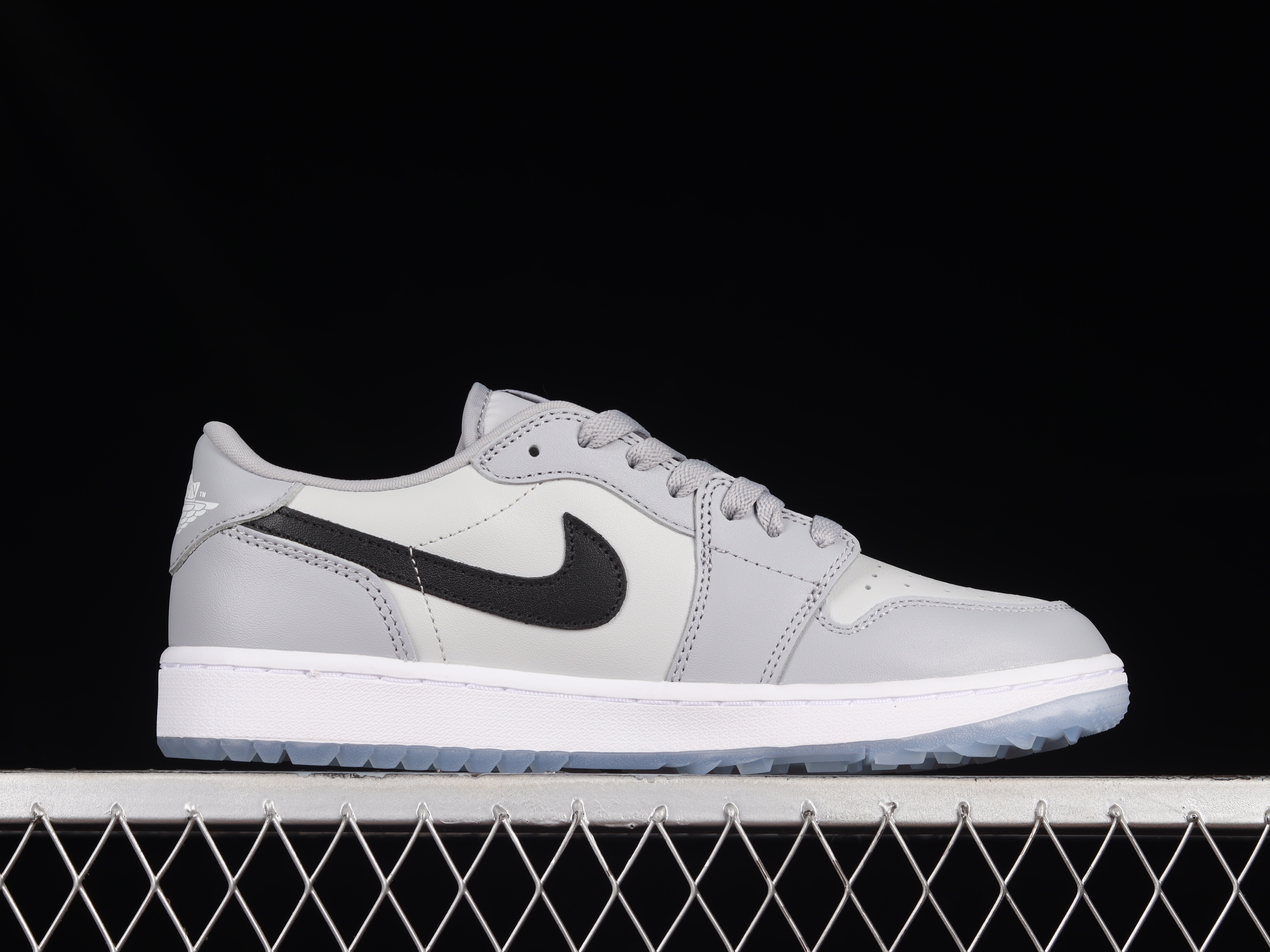 AJ1 low top