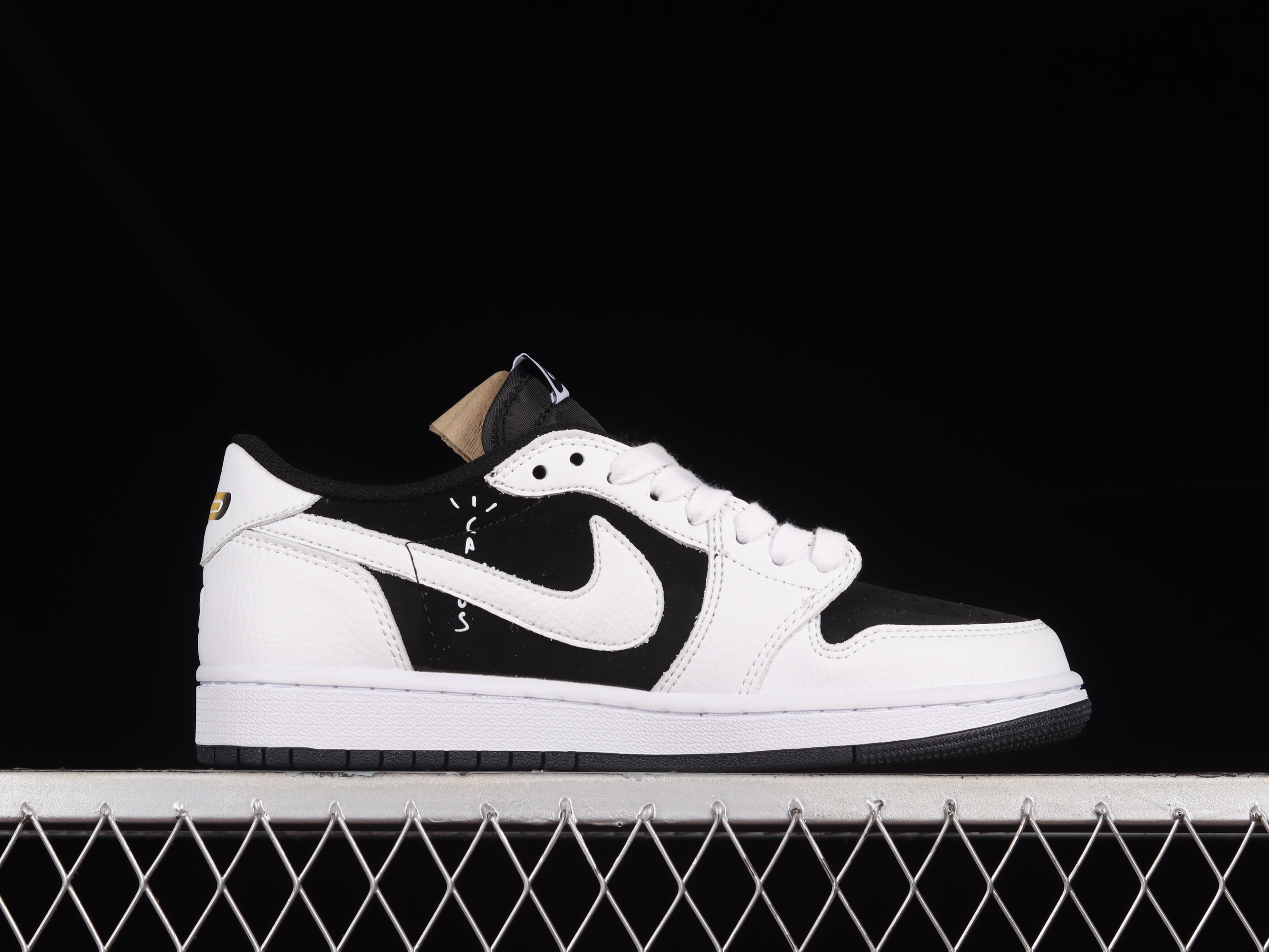 AJ1 low top