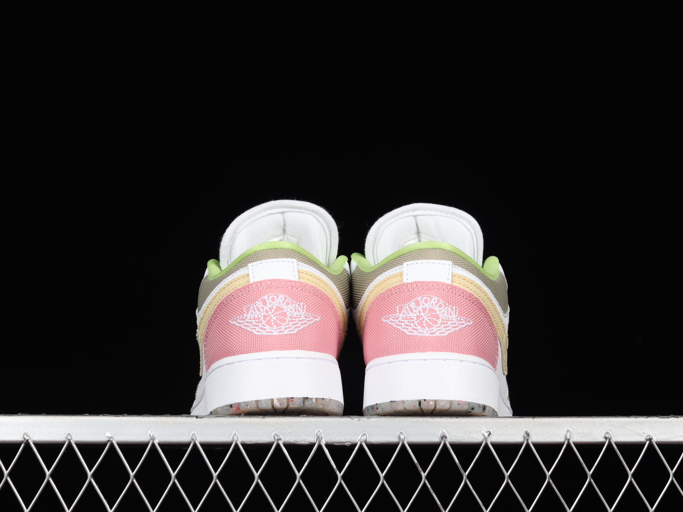 AJ1 low top