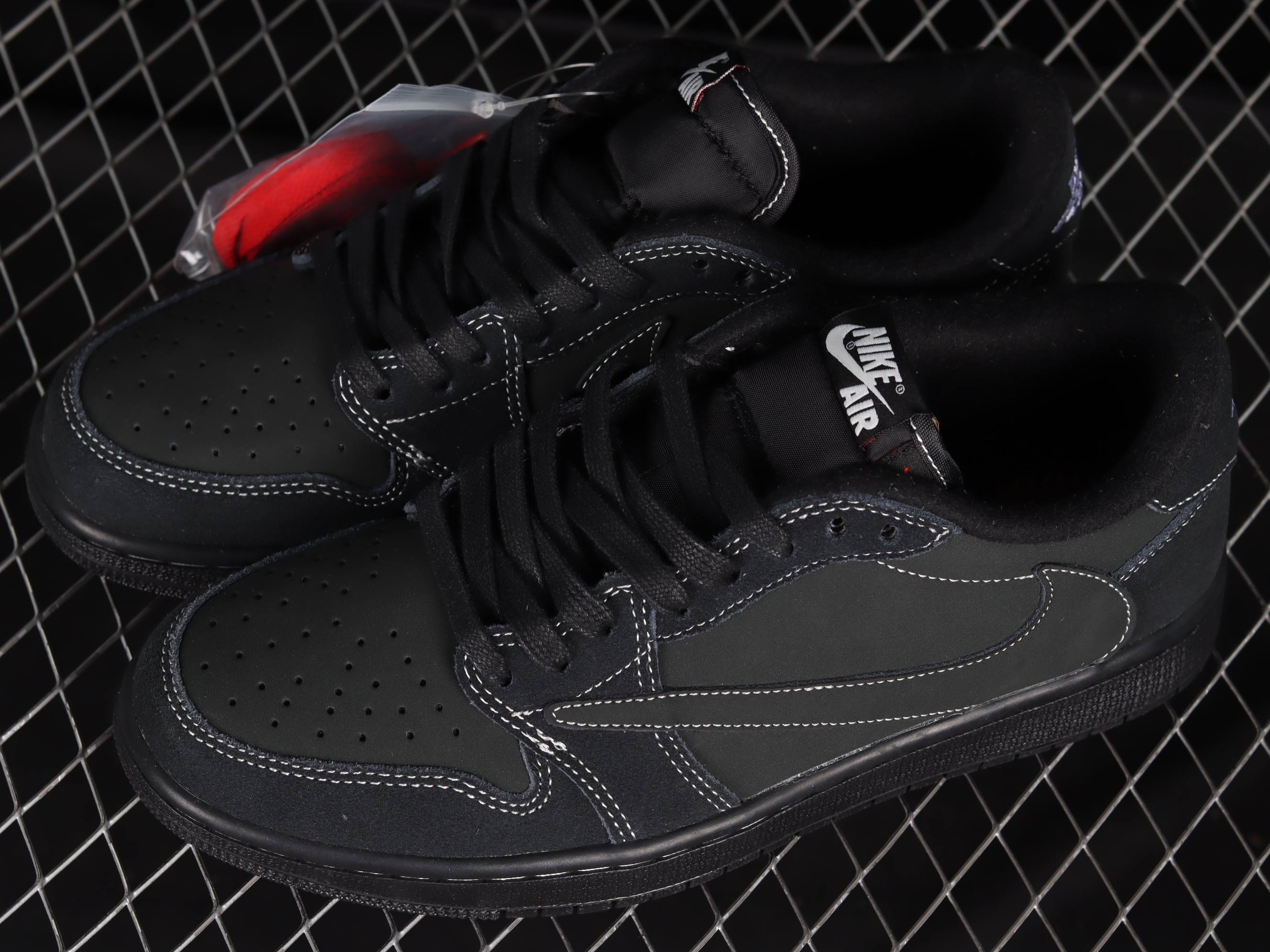 AJ1 low top