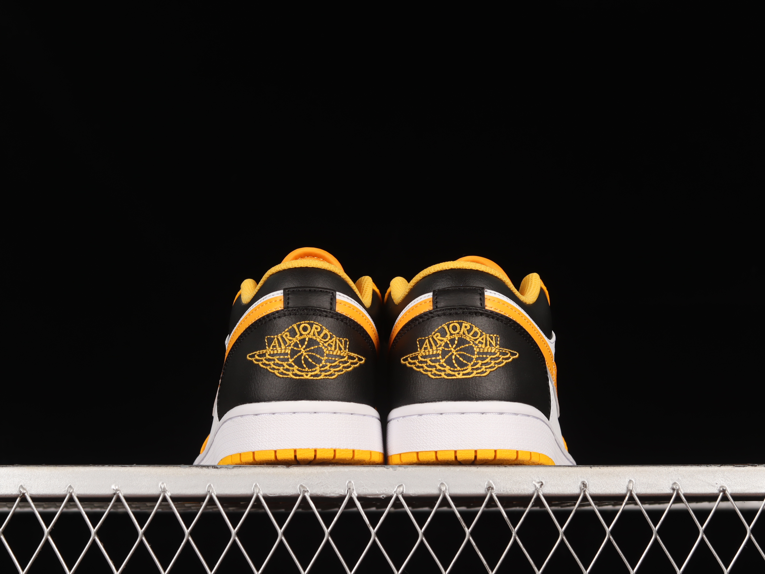 AJ1 low top