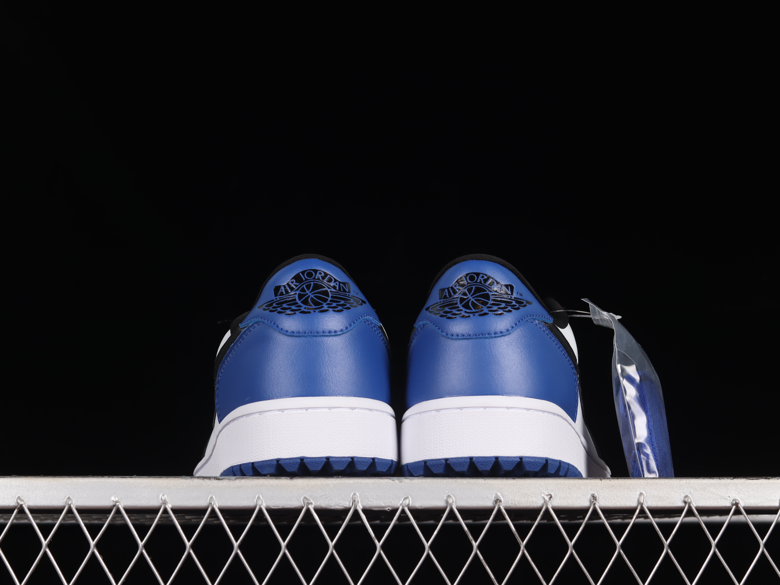 AJ1 low top