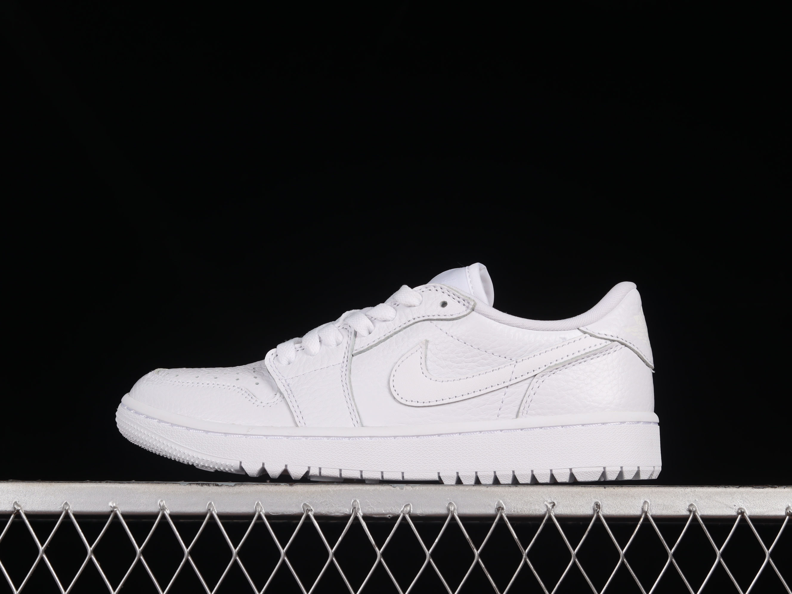 AJ1 low top