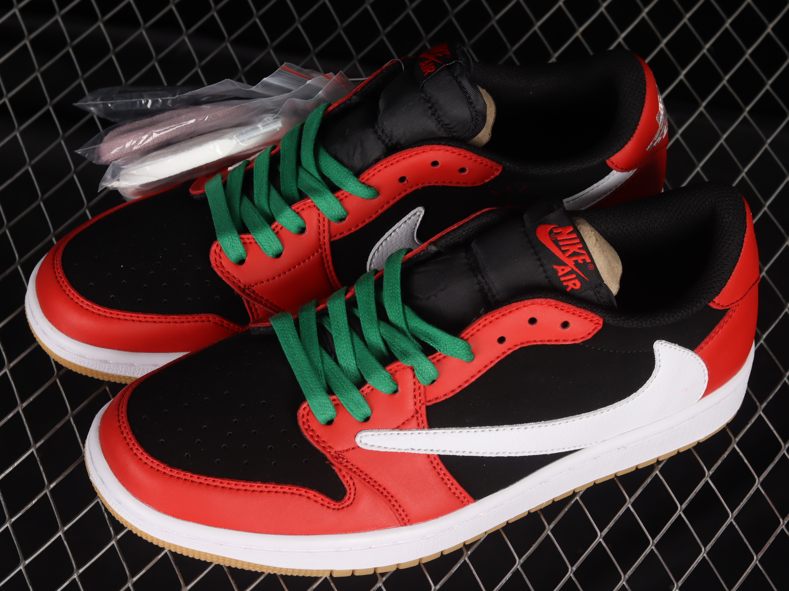 AJ1 low top