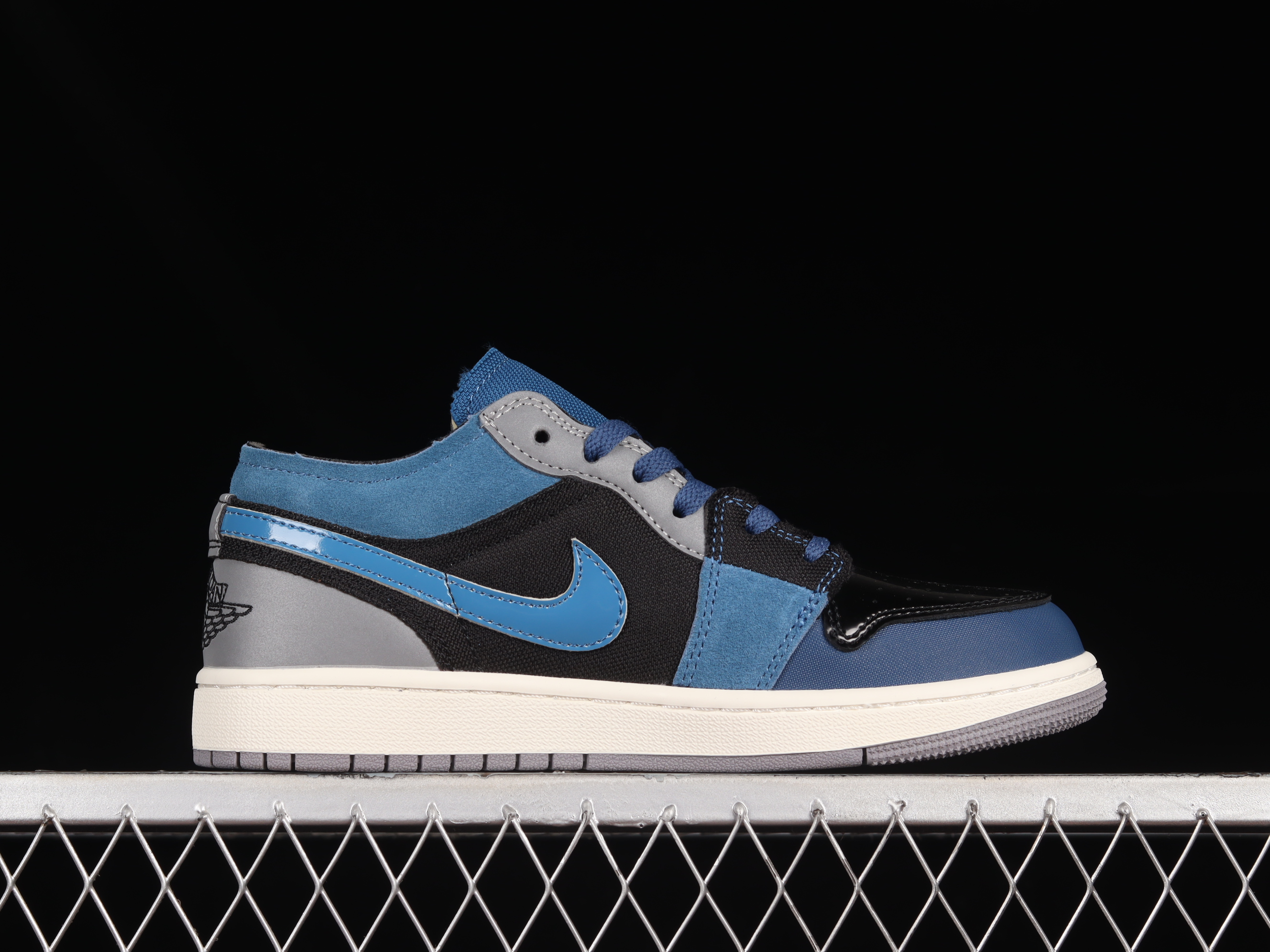 AJ1 low top