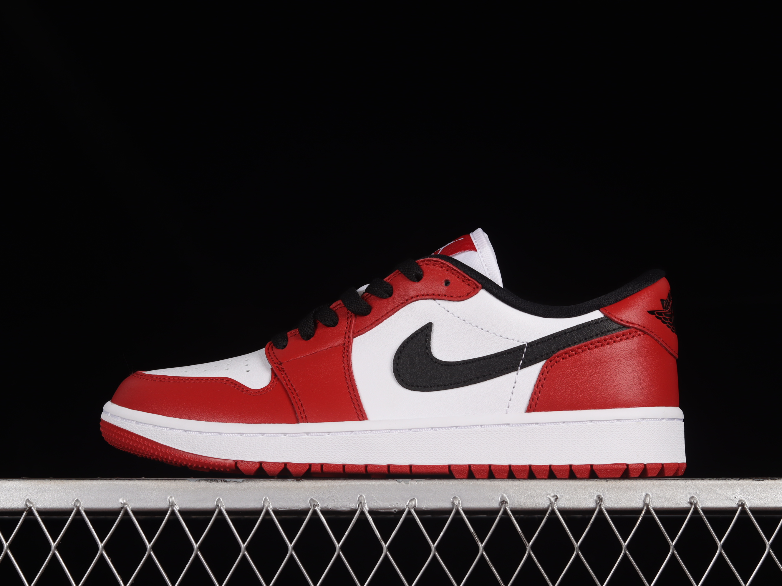 AJ1 low top