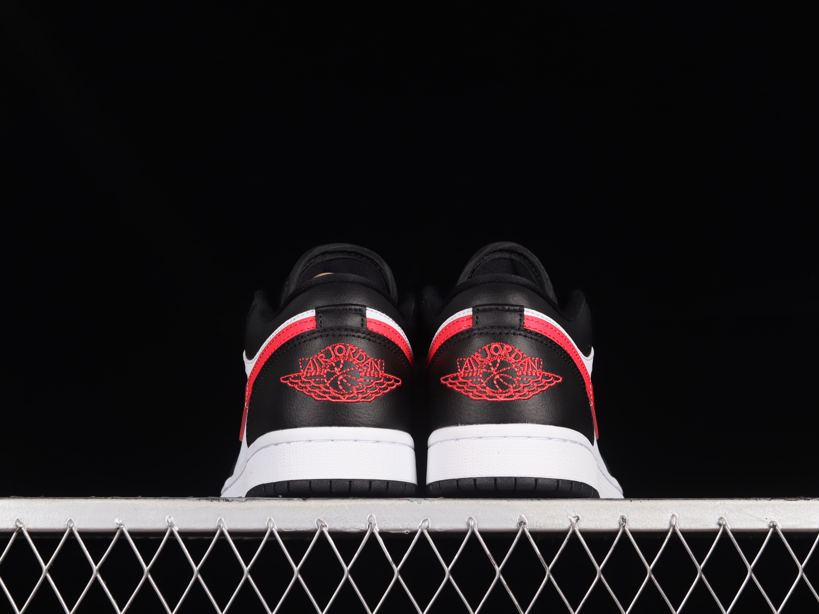 AJ1 low top