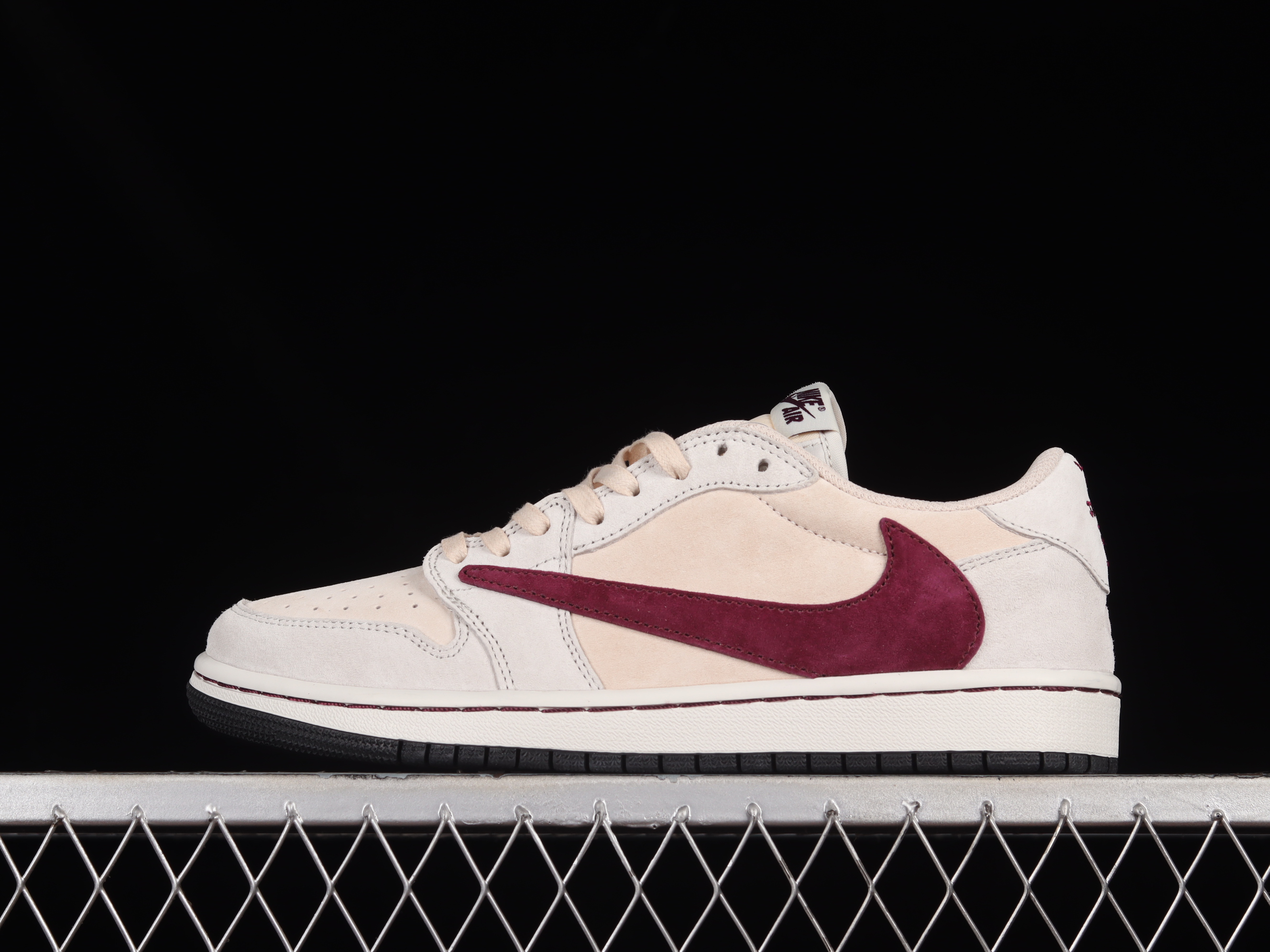 AJ1 low top