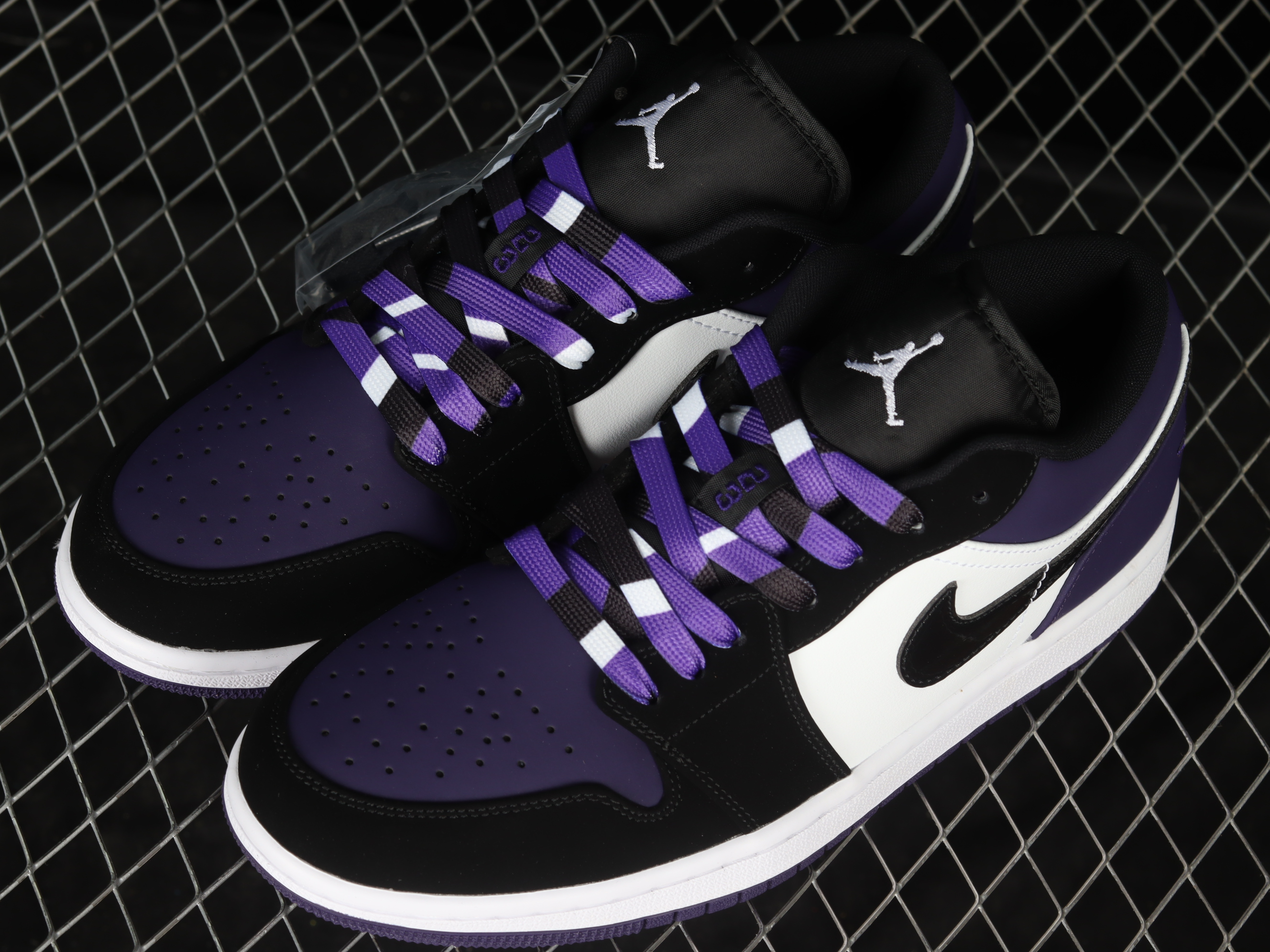 AJ1 low top