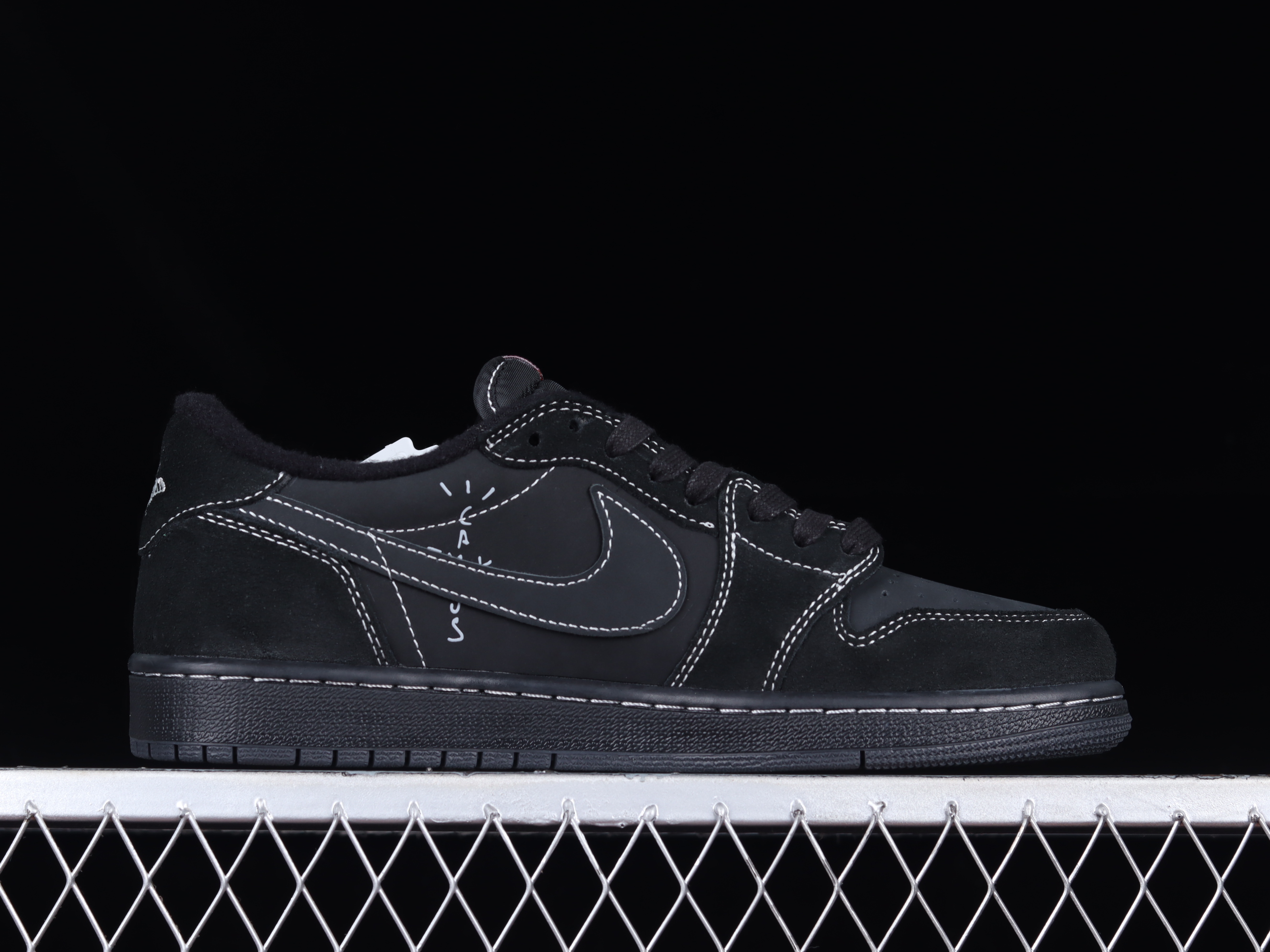 AJ1 low top