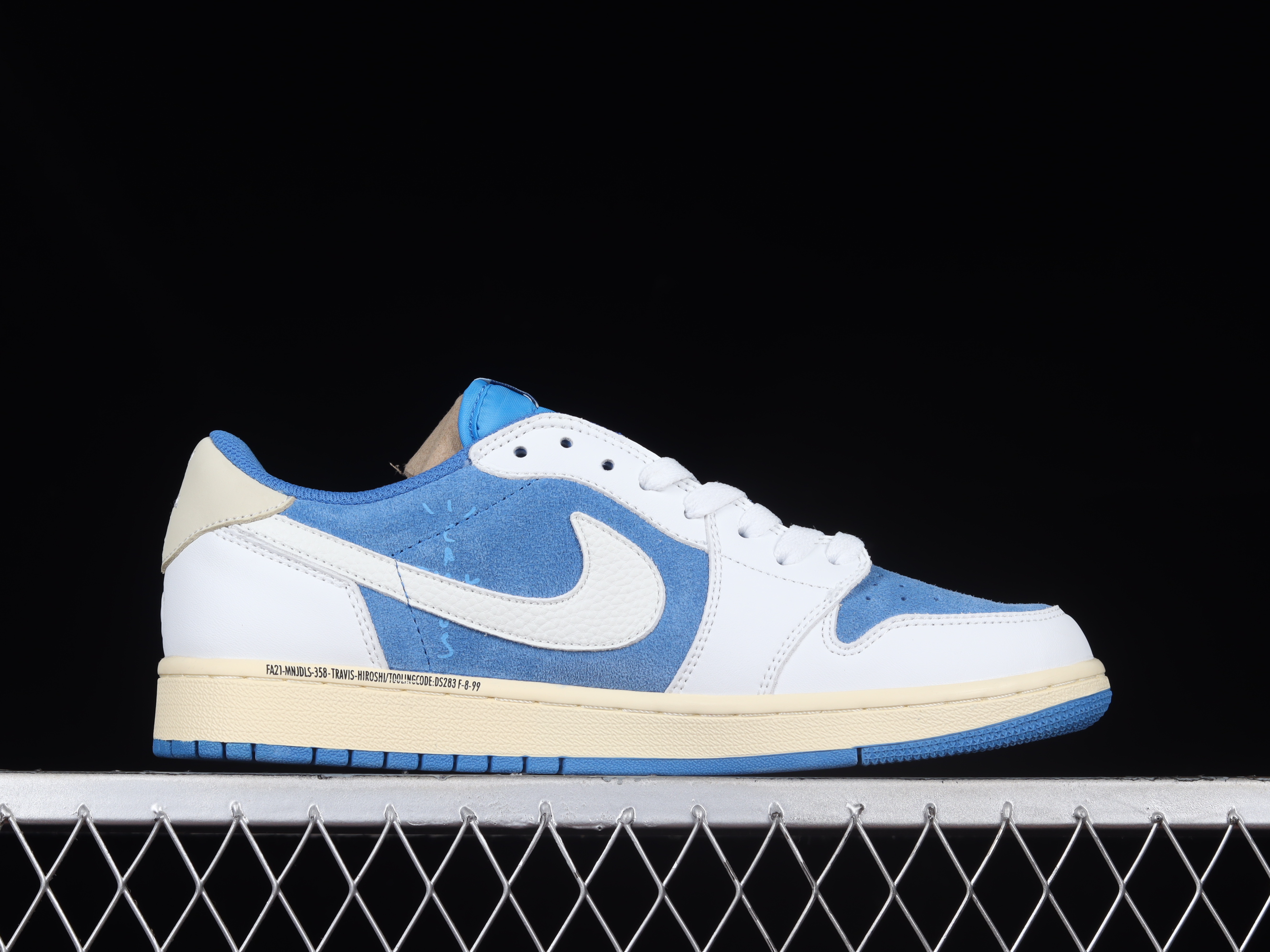 AJ1 low top
