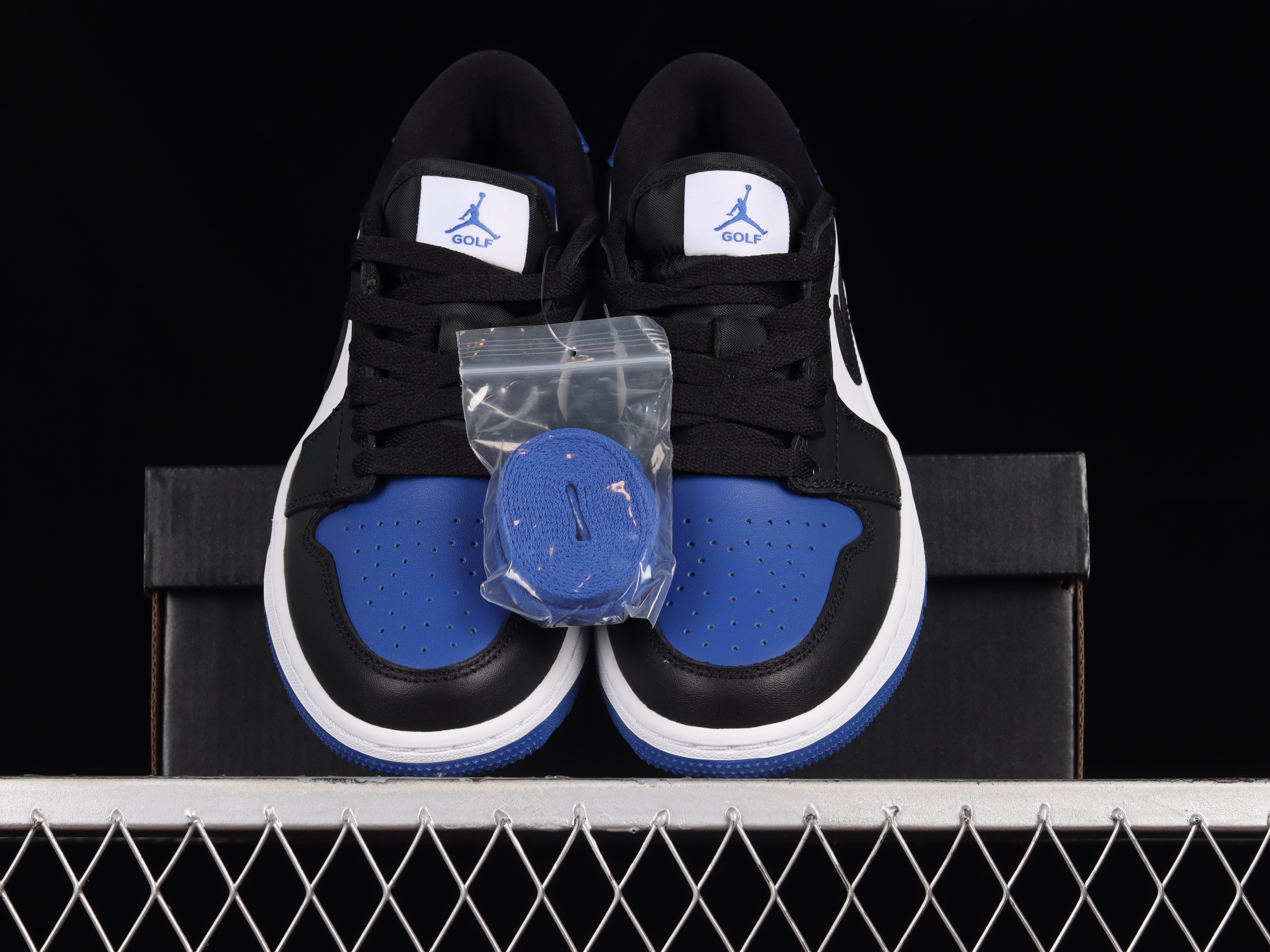 AJ1 low top