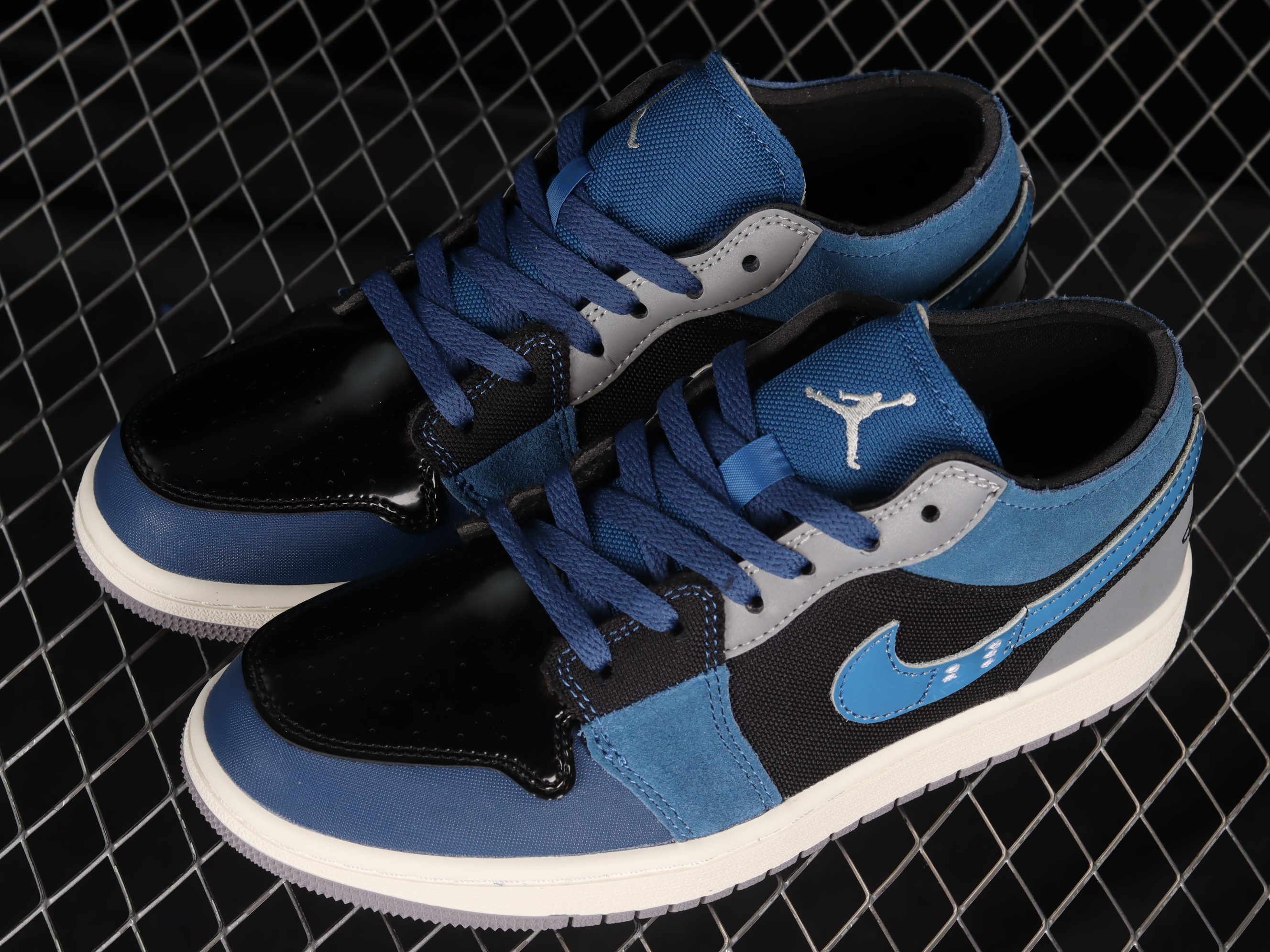 AJ1 low top