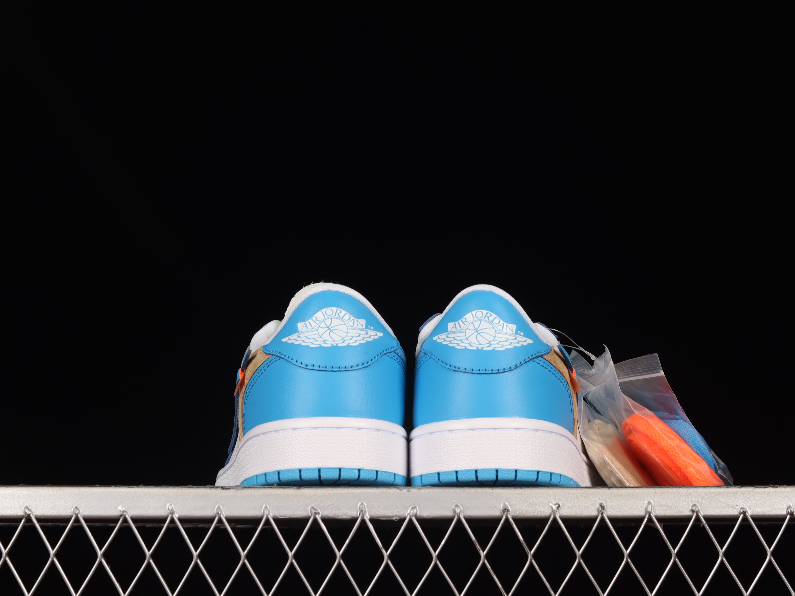 AJ1 low top
