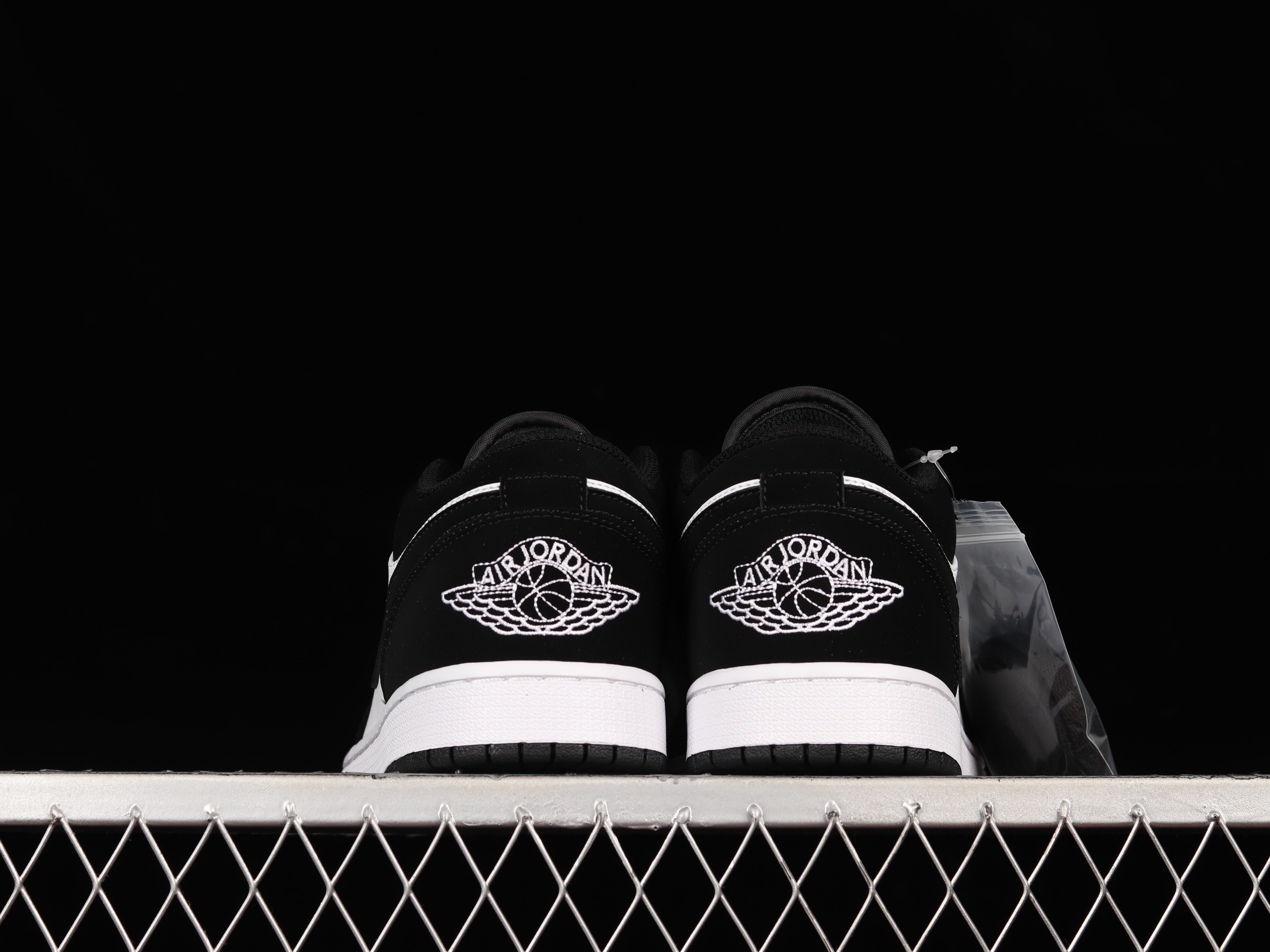 AJ1 low top