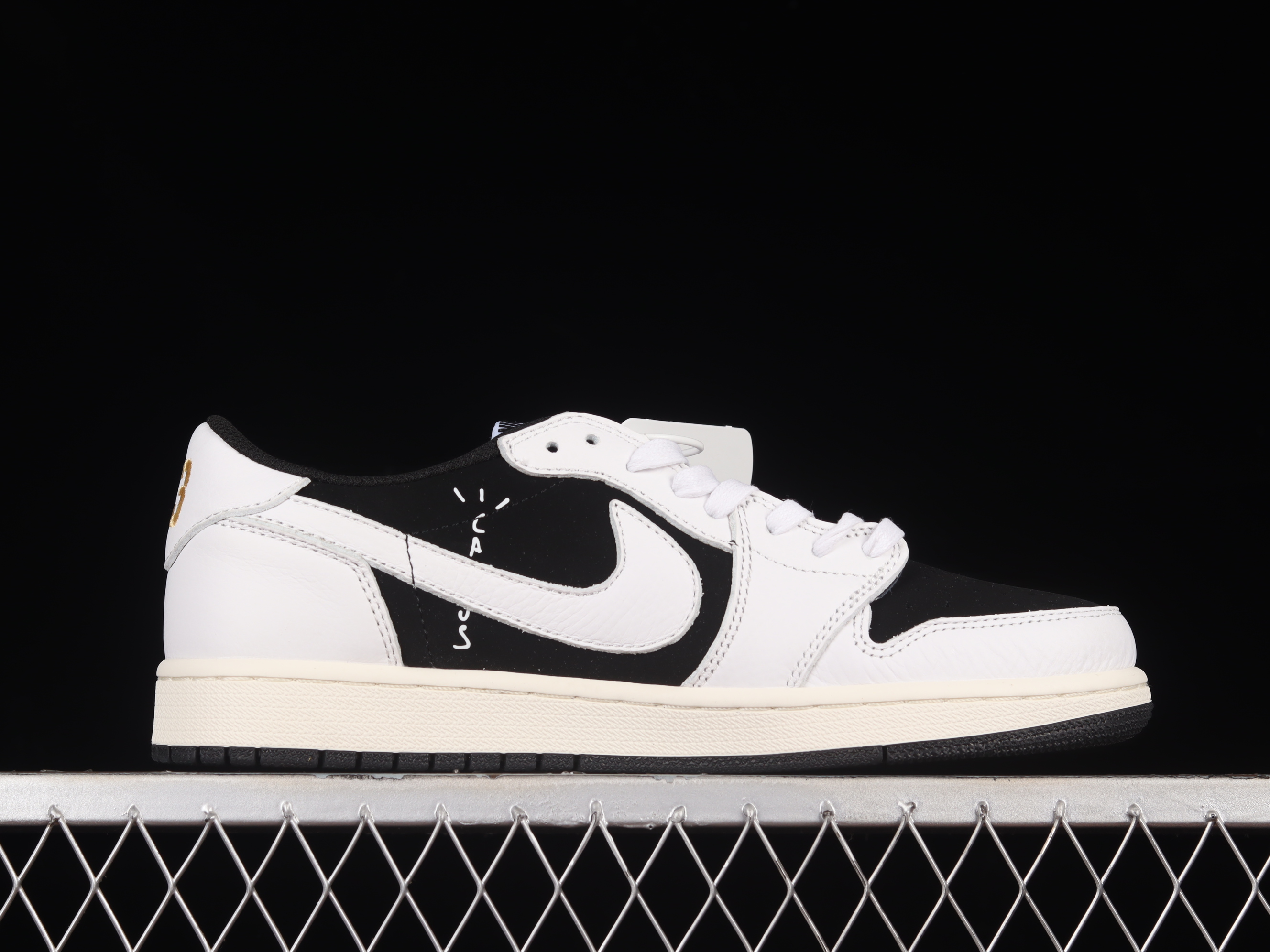 AJ1 low top