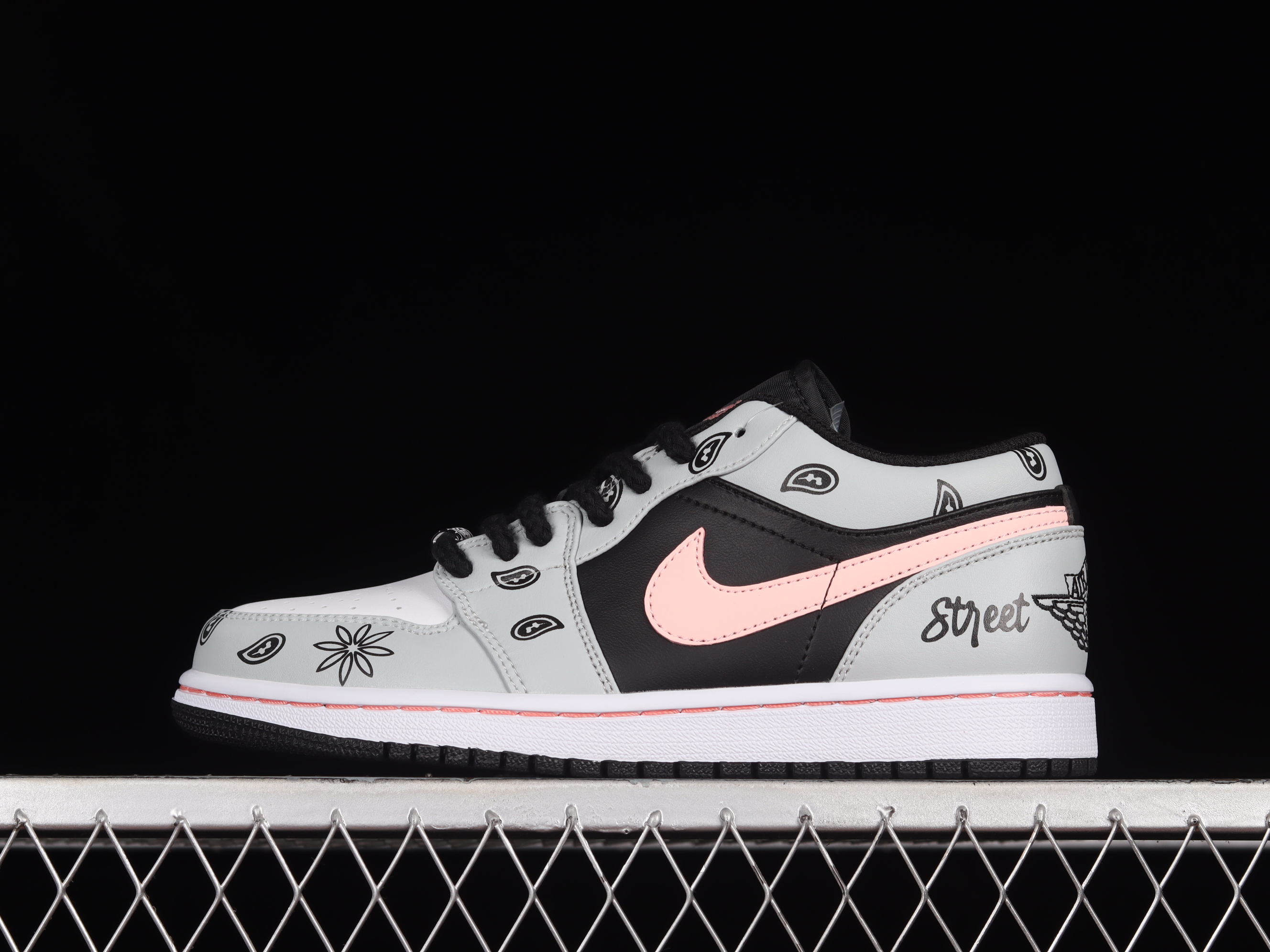 AJ1 low top