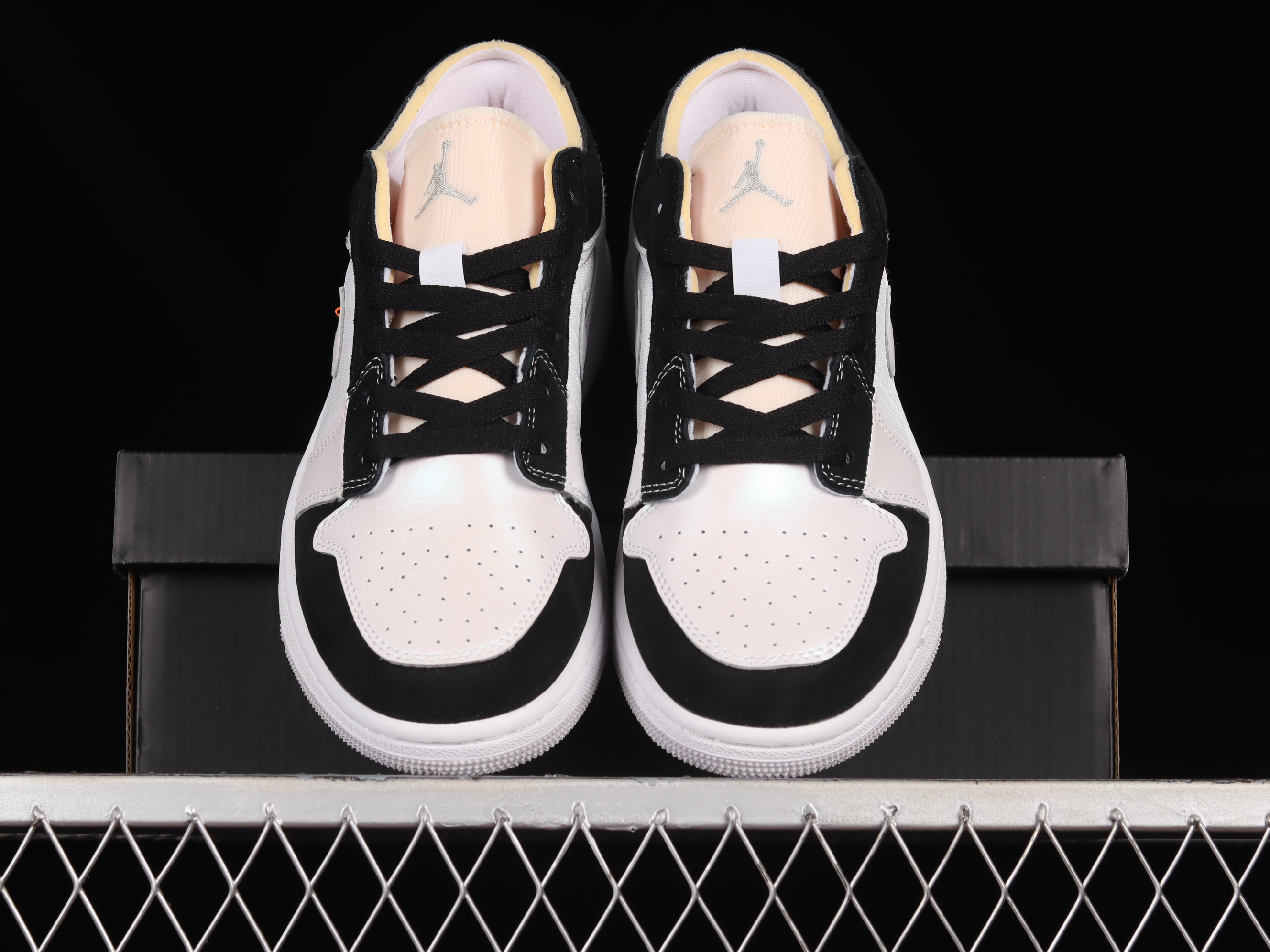 AJ1 low top