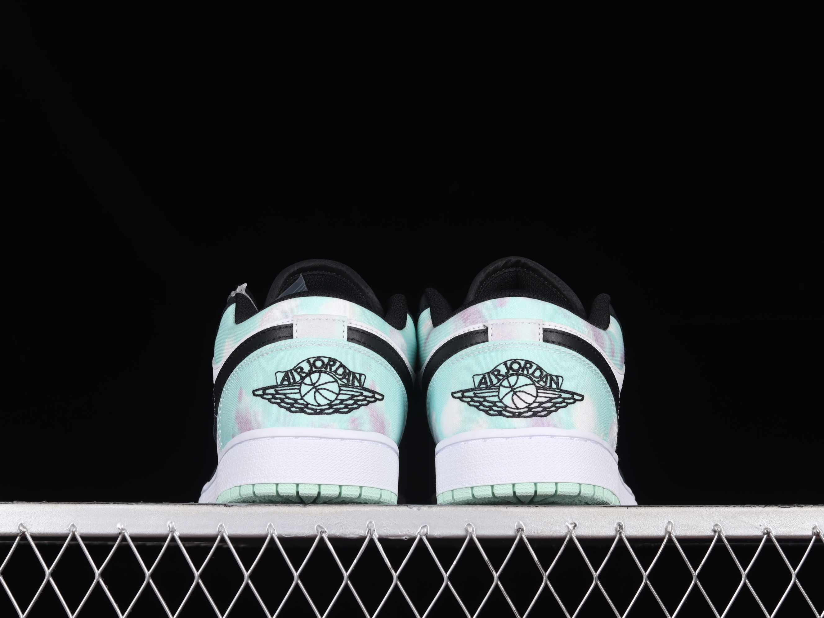 AJ1 low top