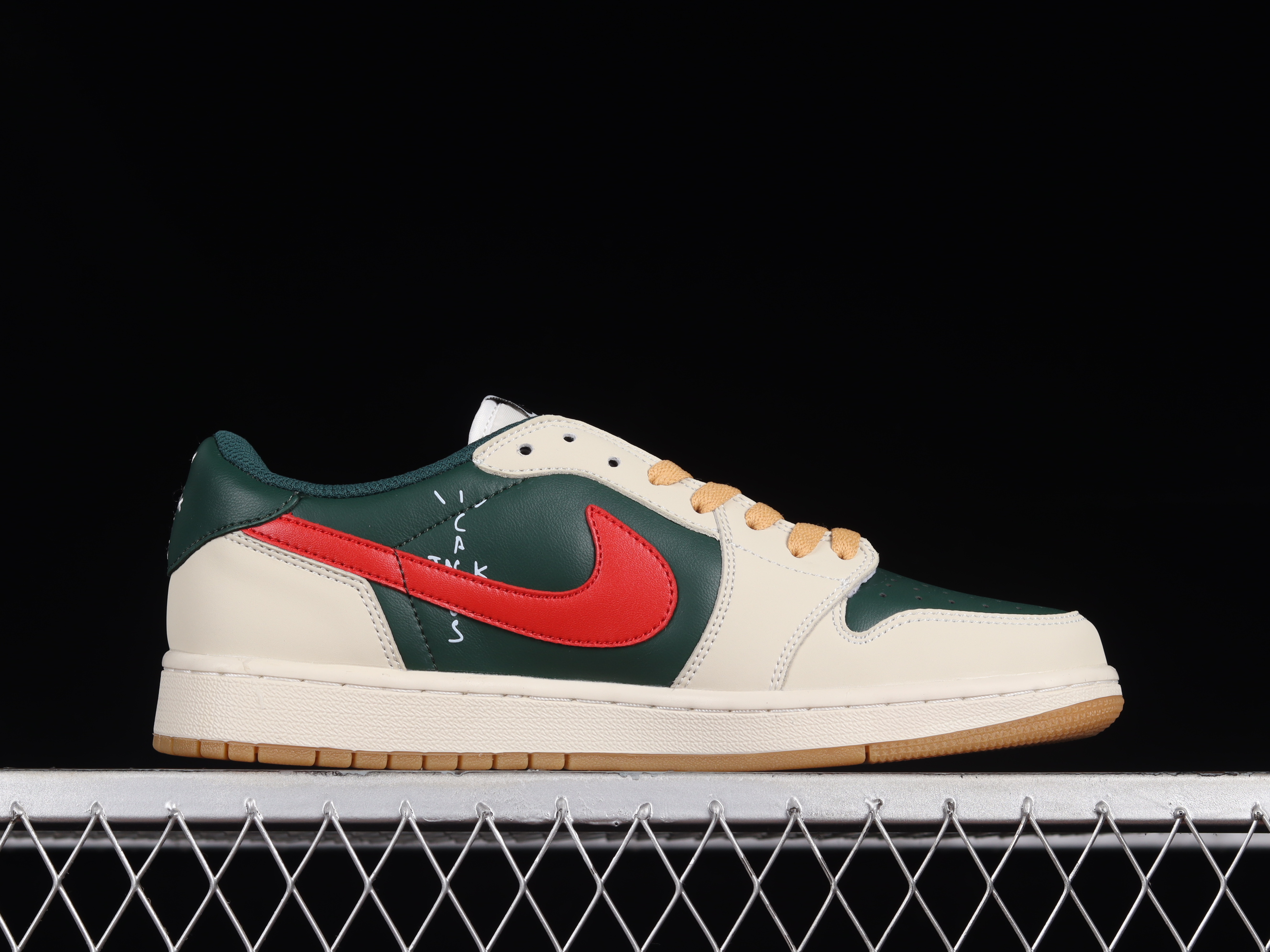 AJ1 low top
