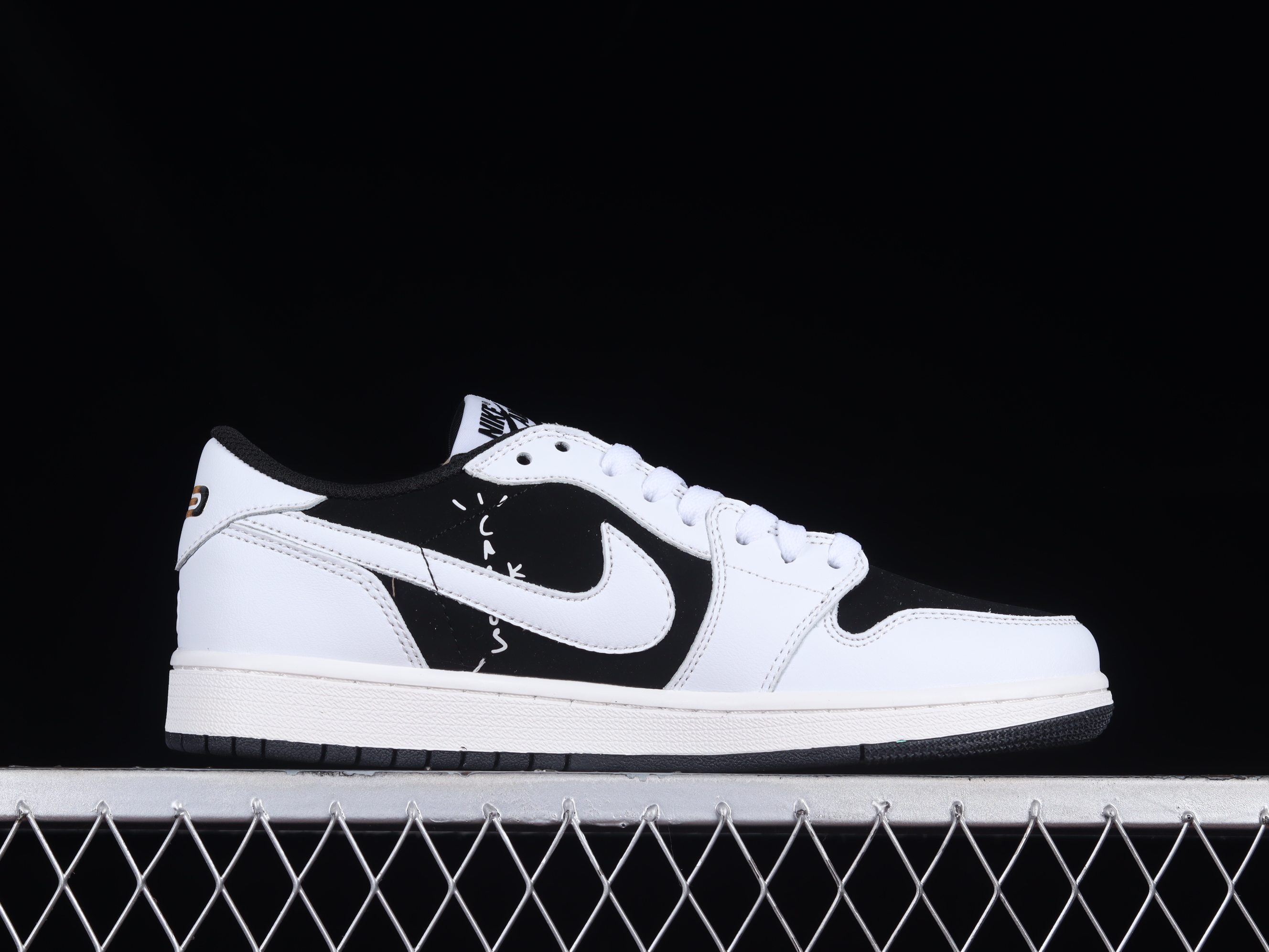 AJ1 low top