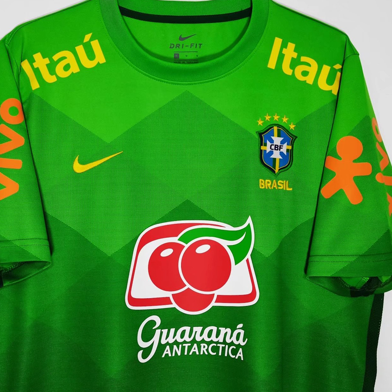 2020 Brazil short sleeve training suit green retro