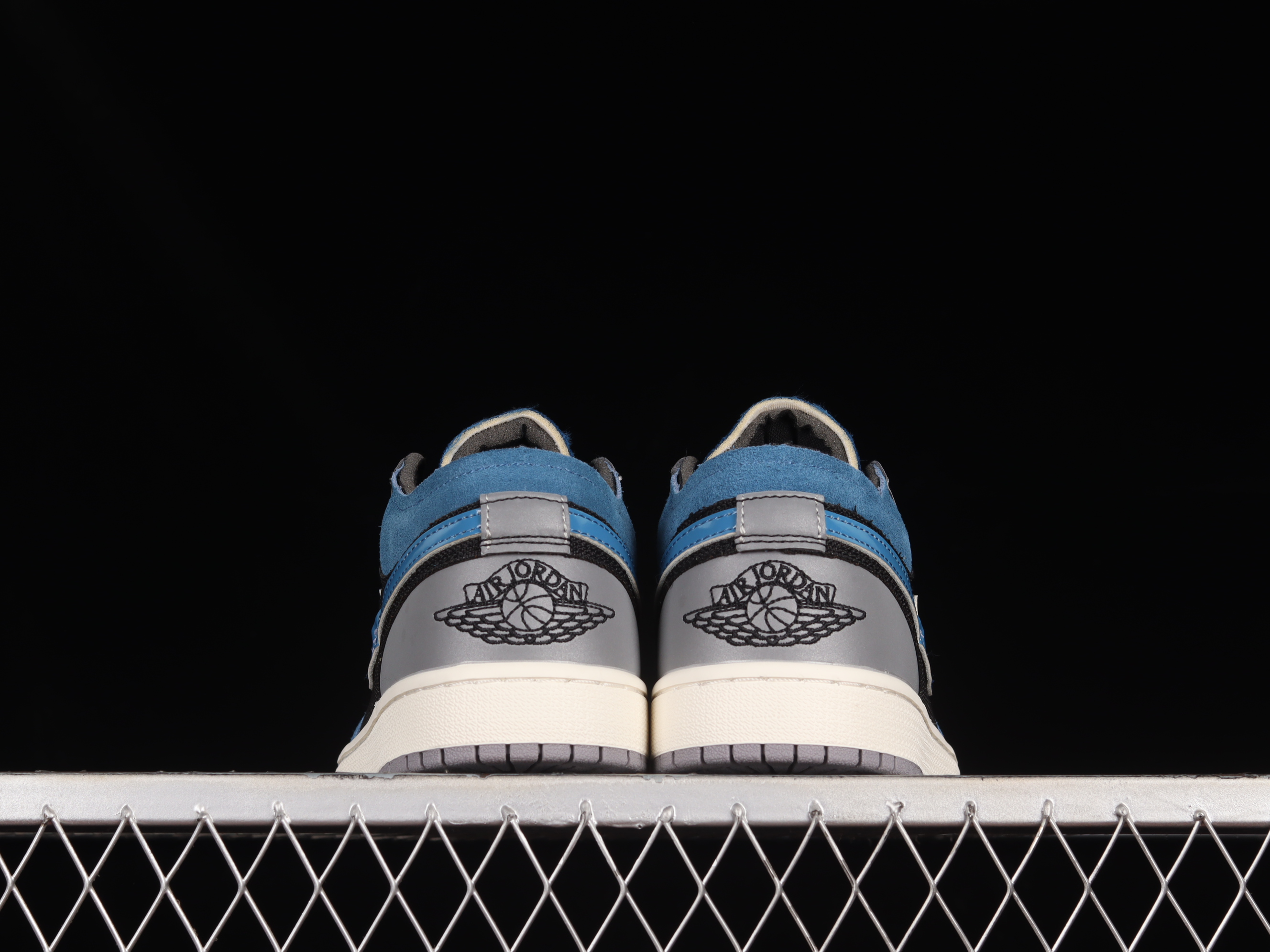 AJ1 low top