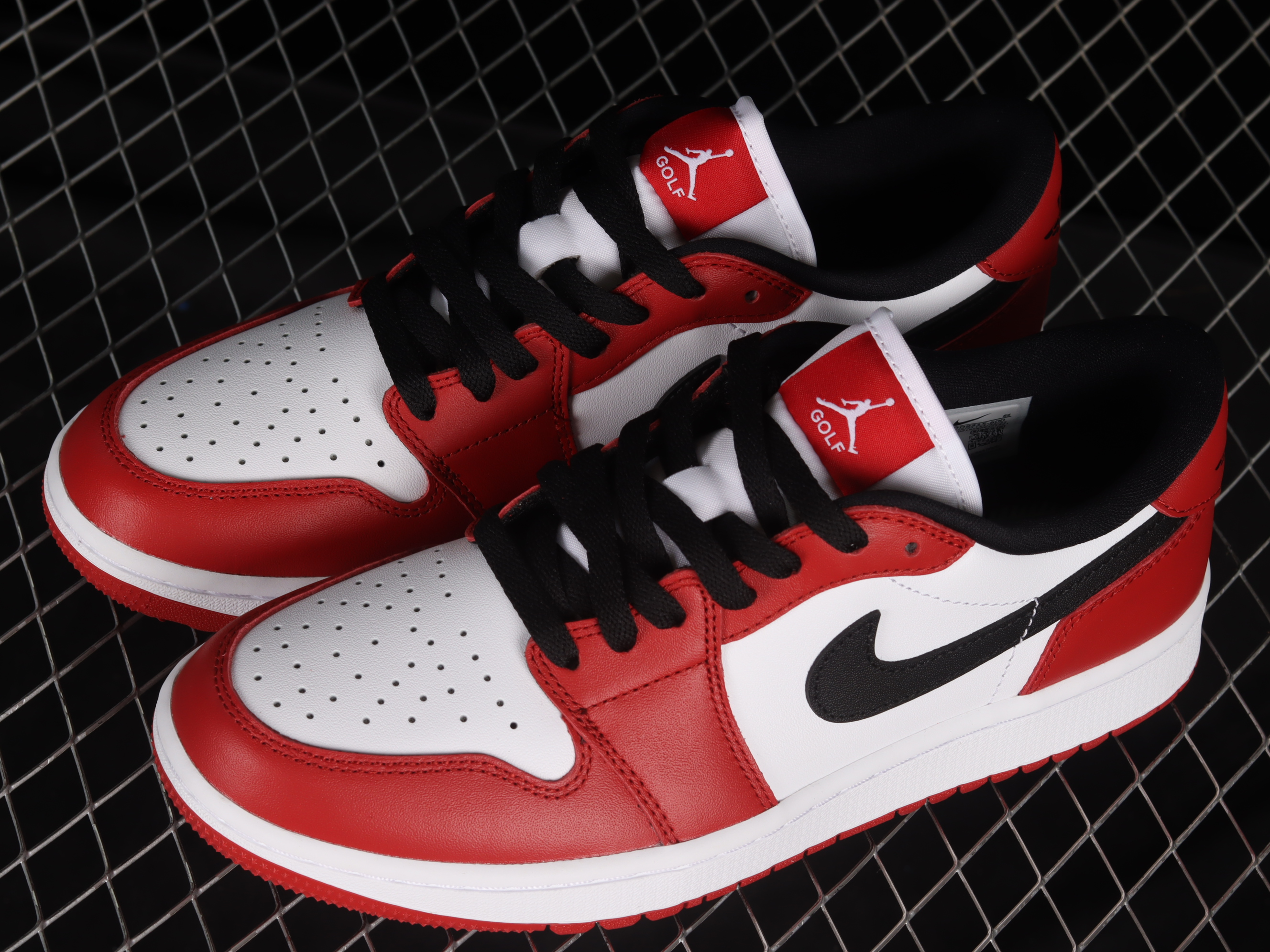 AJ1 low top