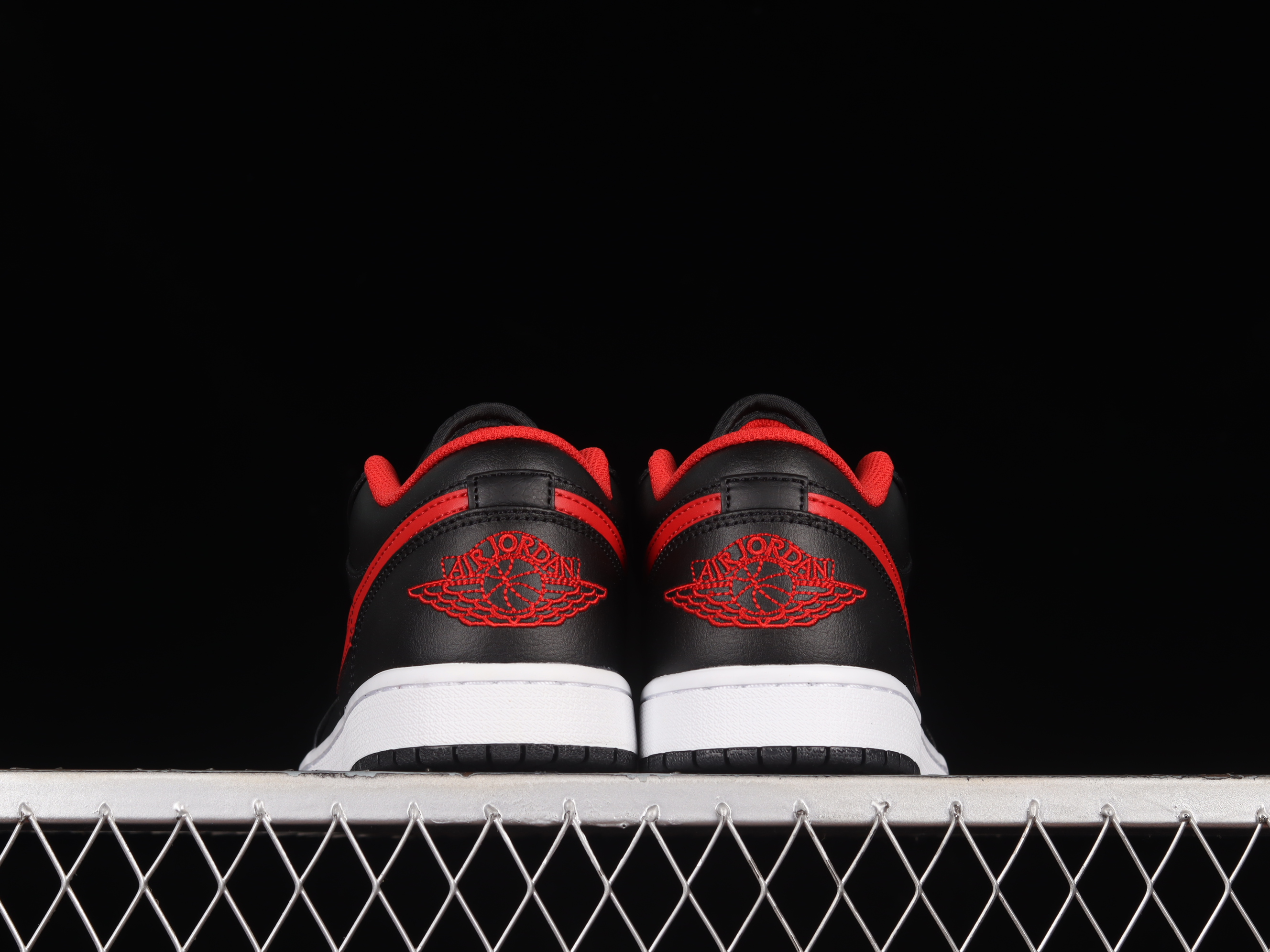 AJ1 low top