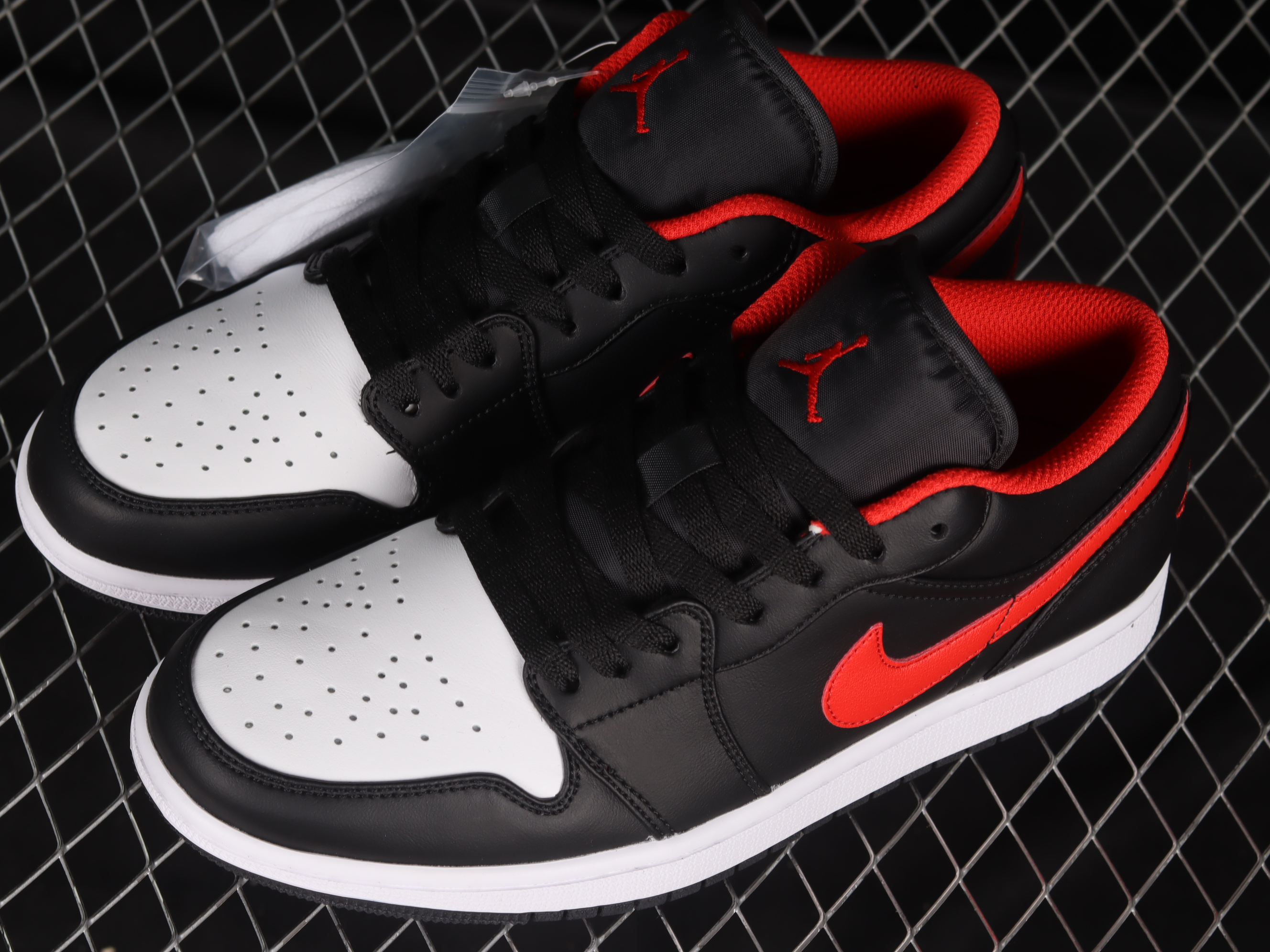 AJ1 low top