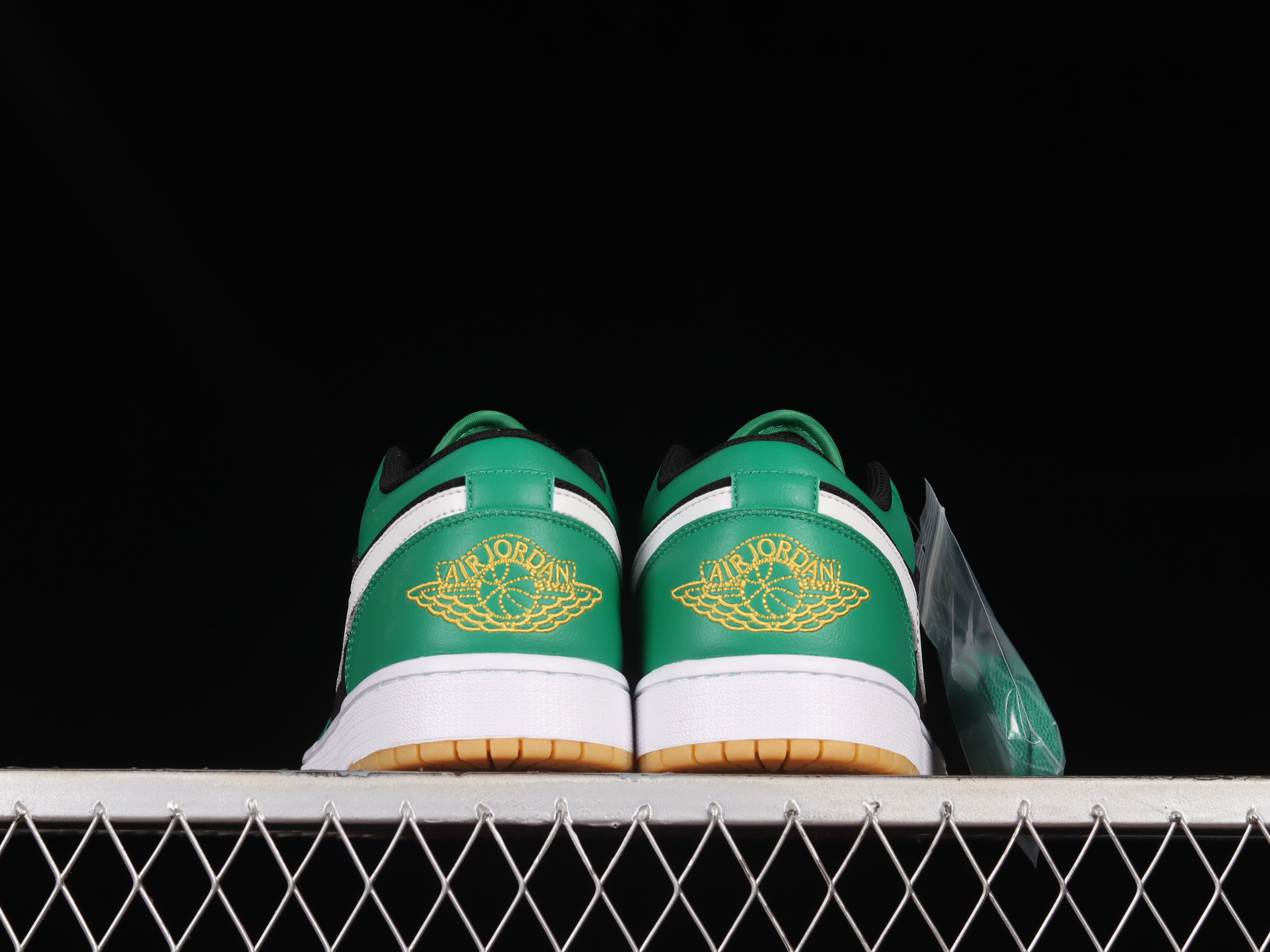 AJ1 low top