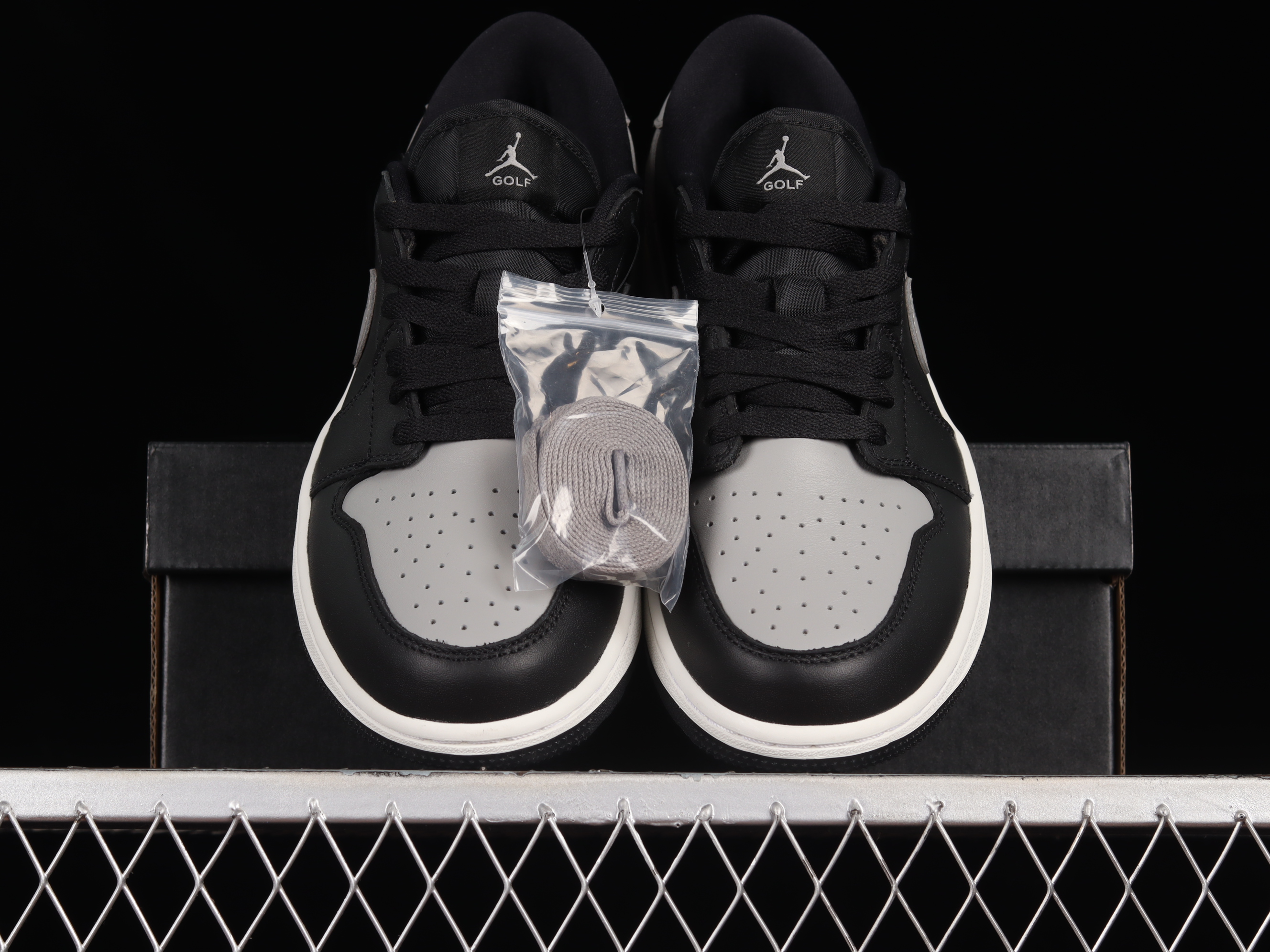 AJ1 low top