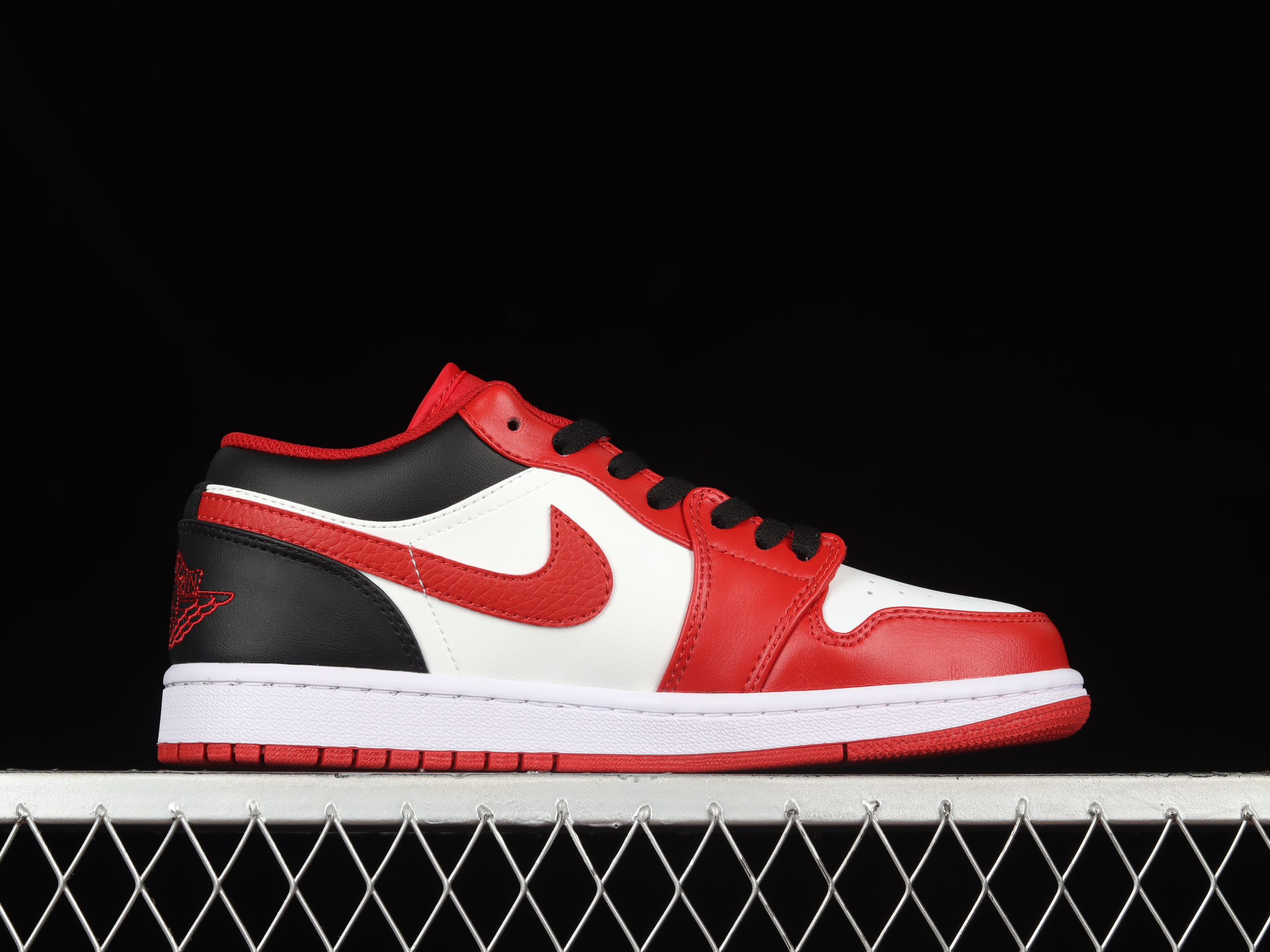 AJ1 low top