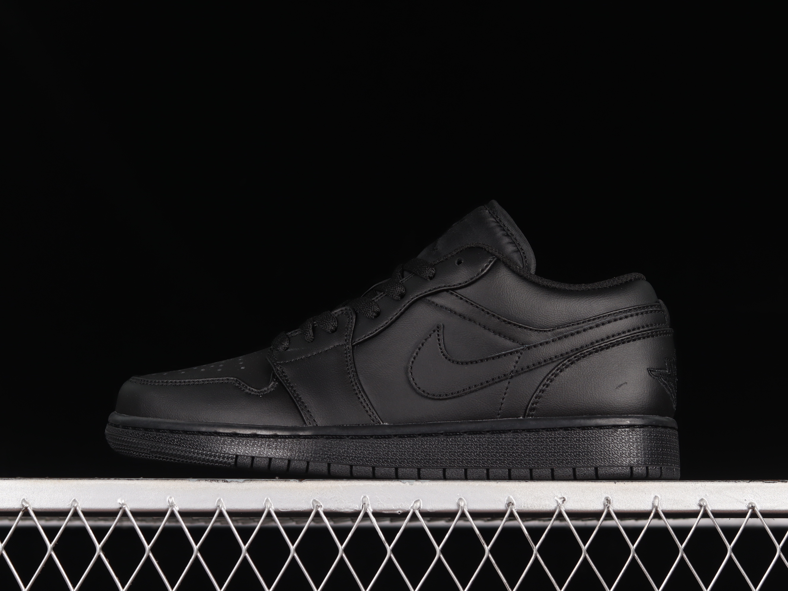 AJ1 low top