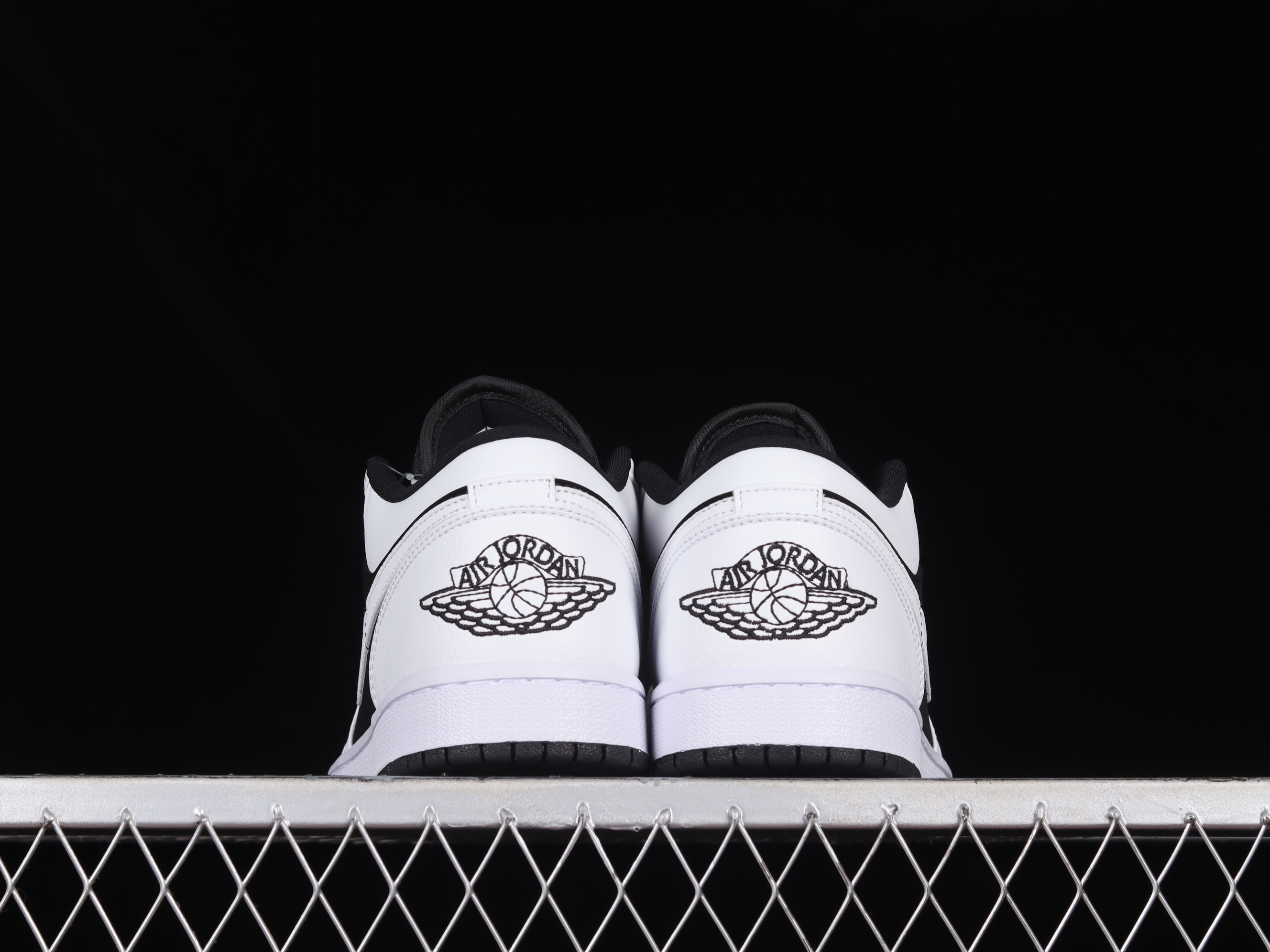 AJ1 low top