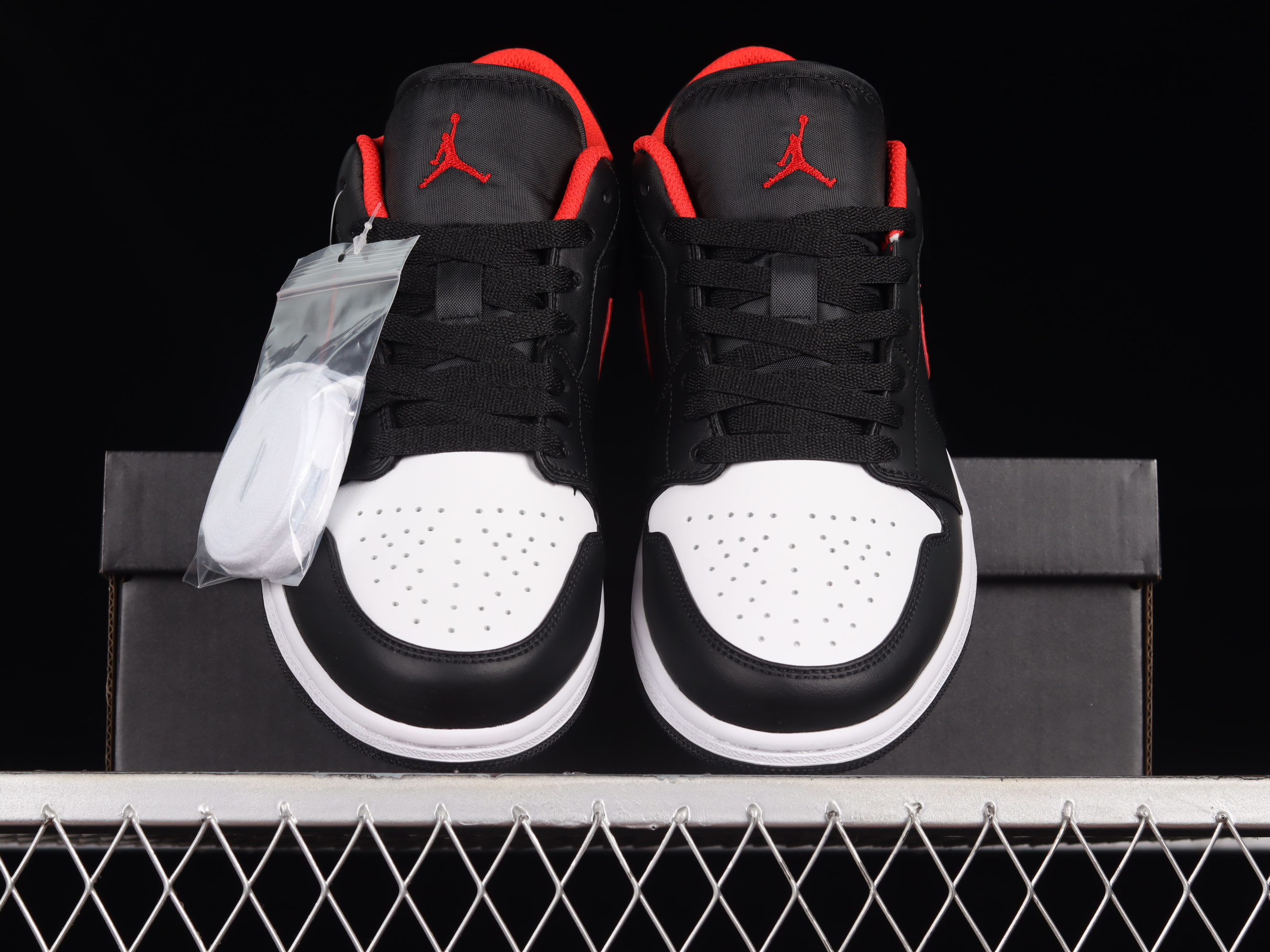 AJ1 low top