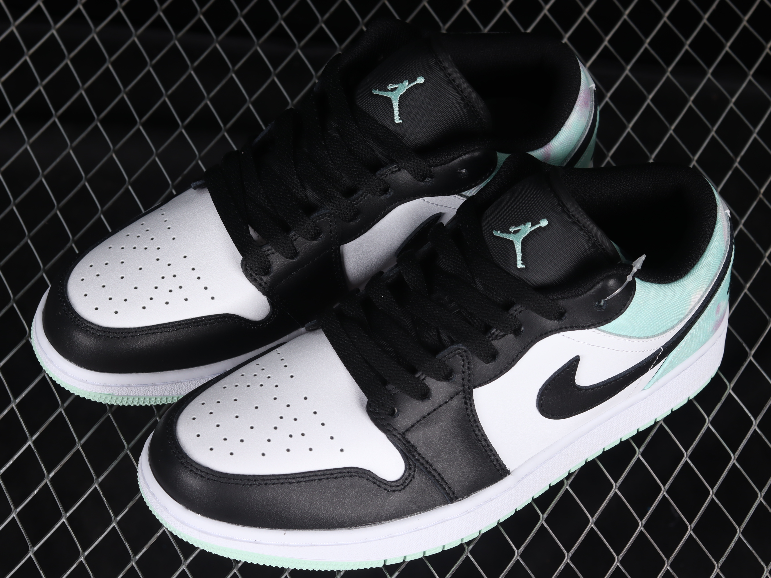 AJ1 low top