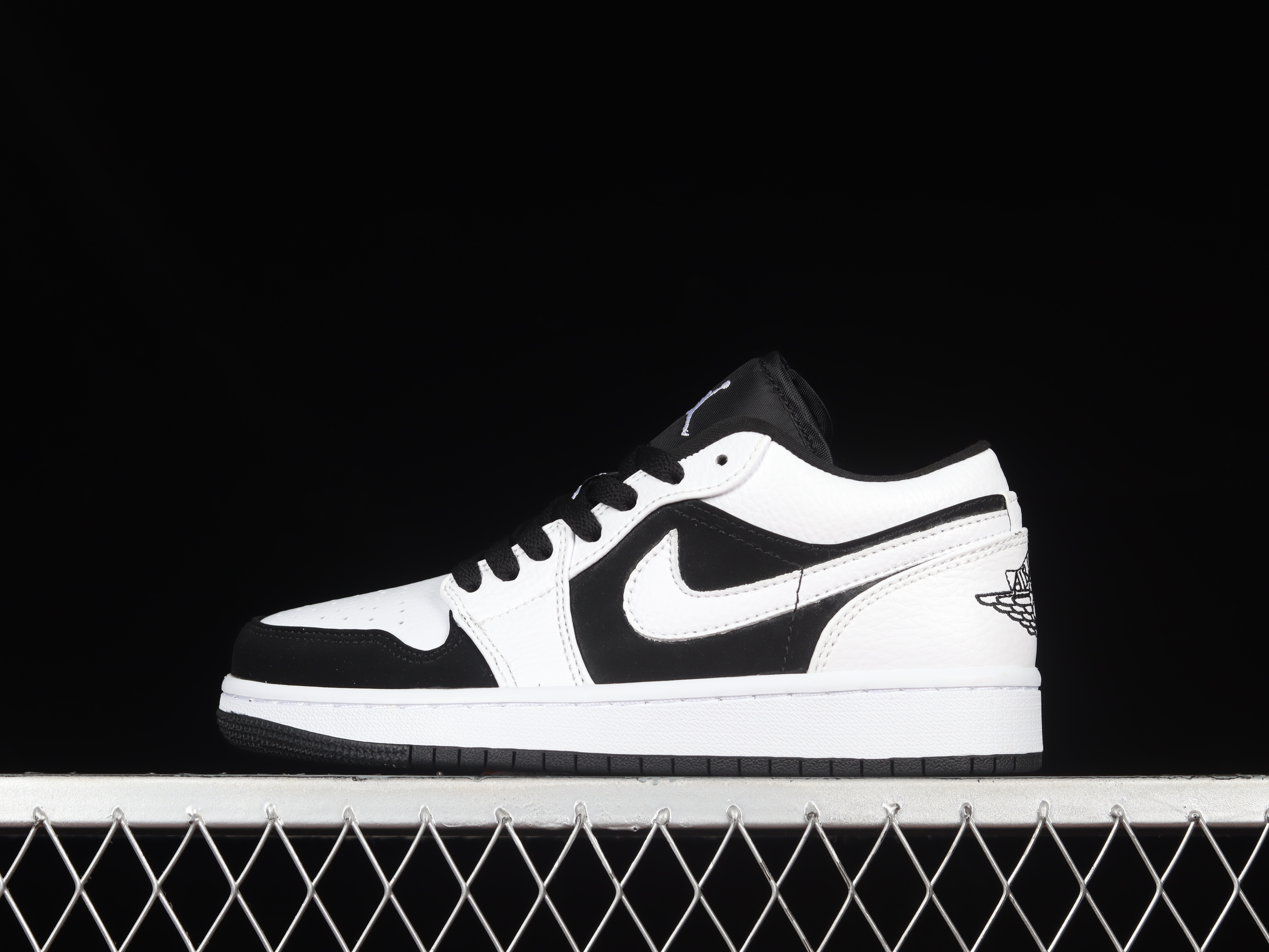 AJ1 low top