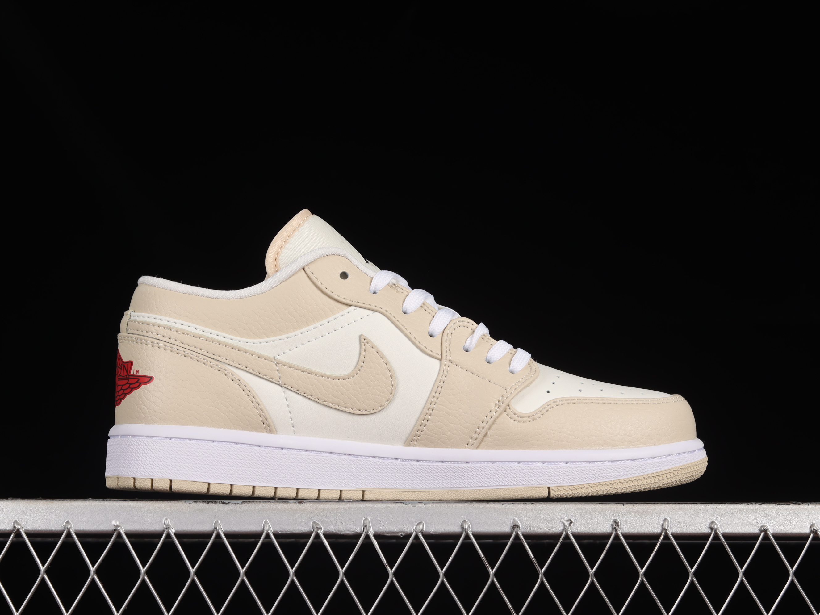 AJ1 low top