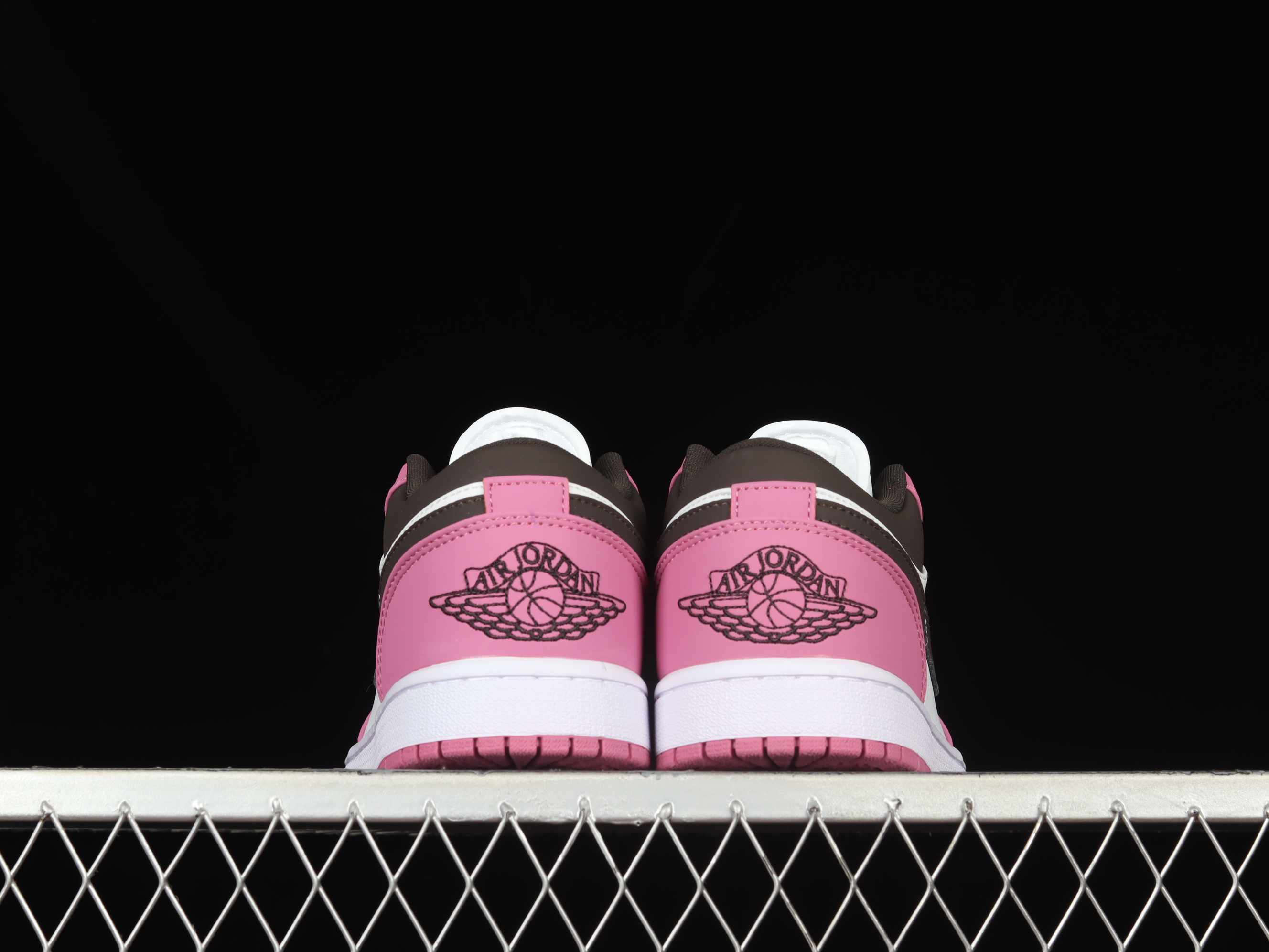 AJ1 low top
