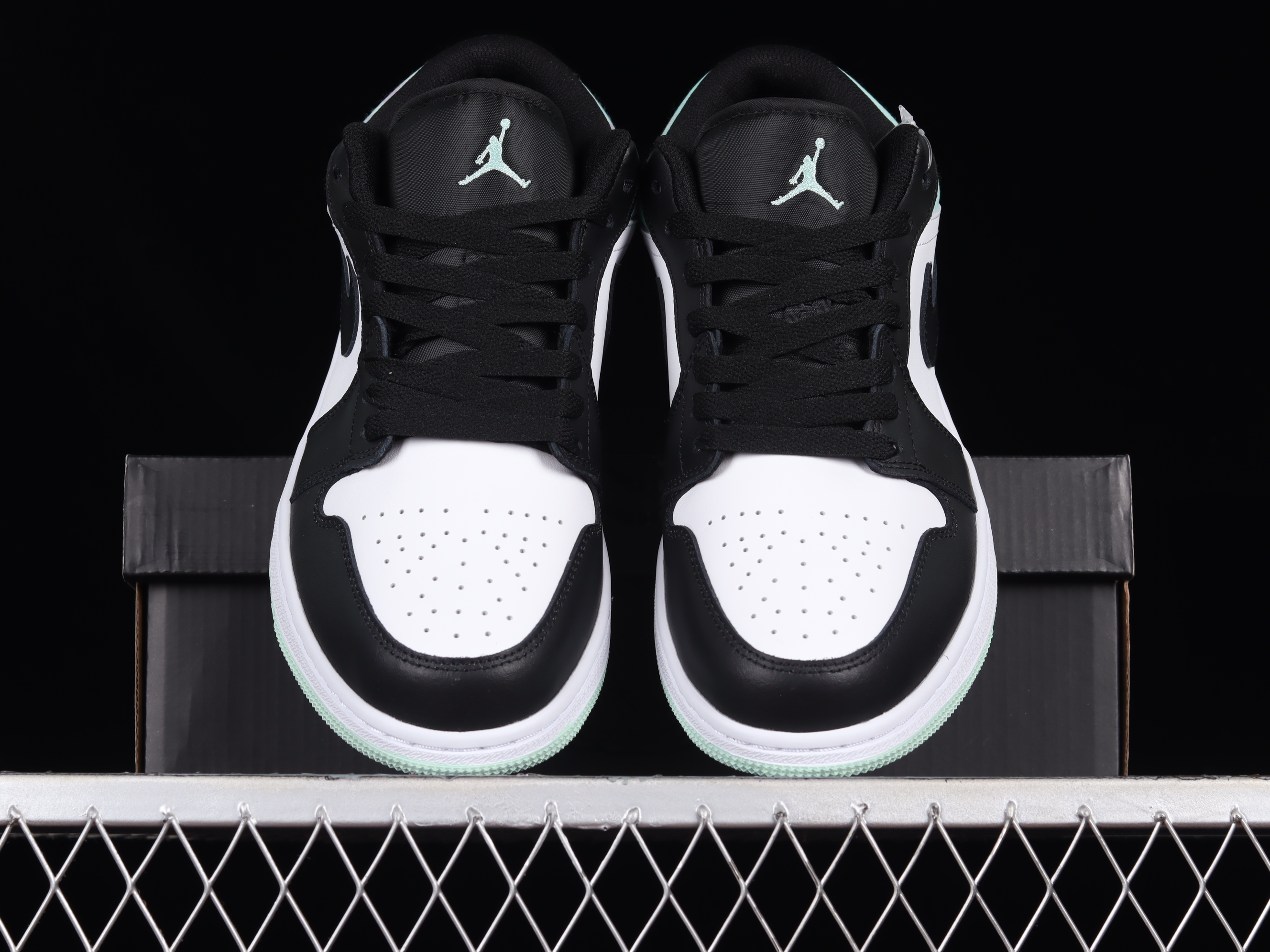 AJ1 low top