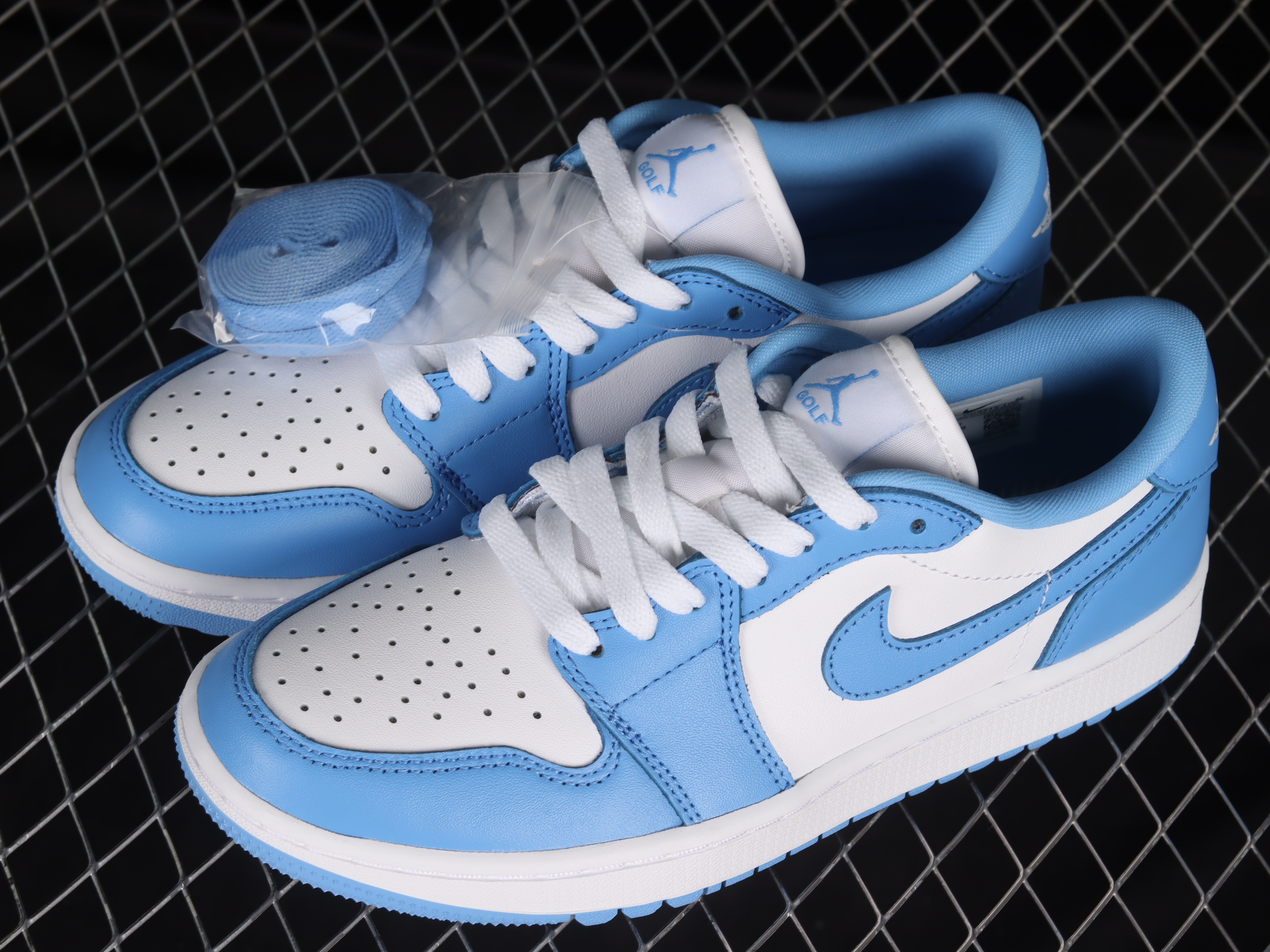 AJ1 low top
