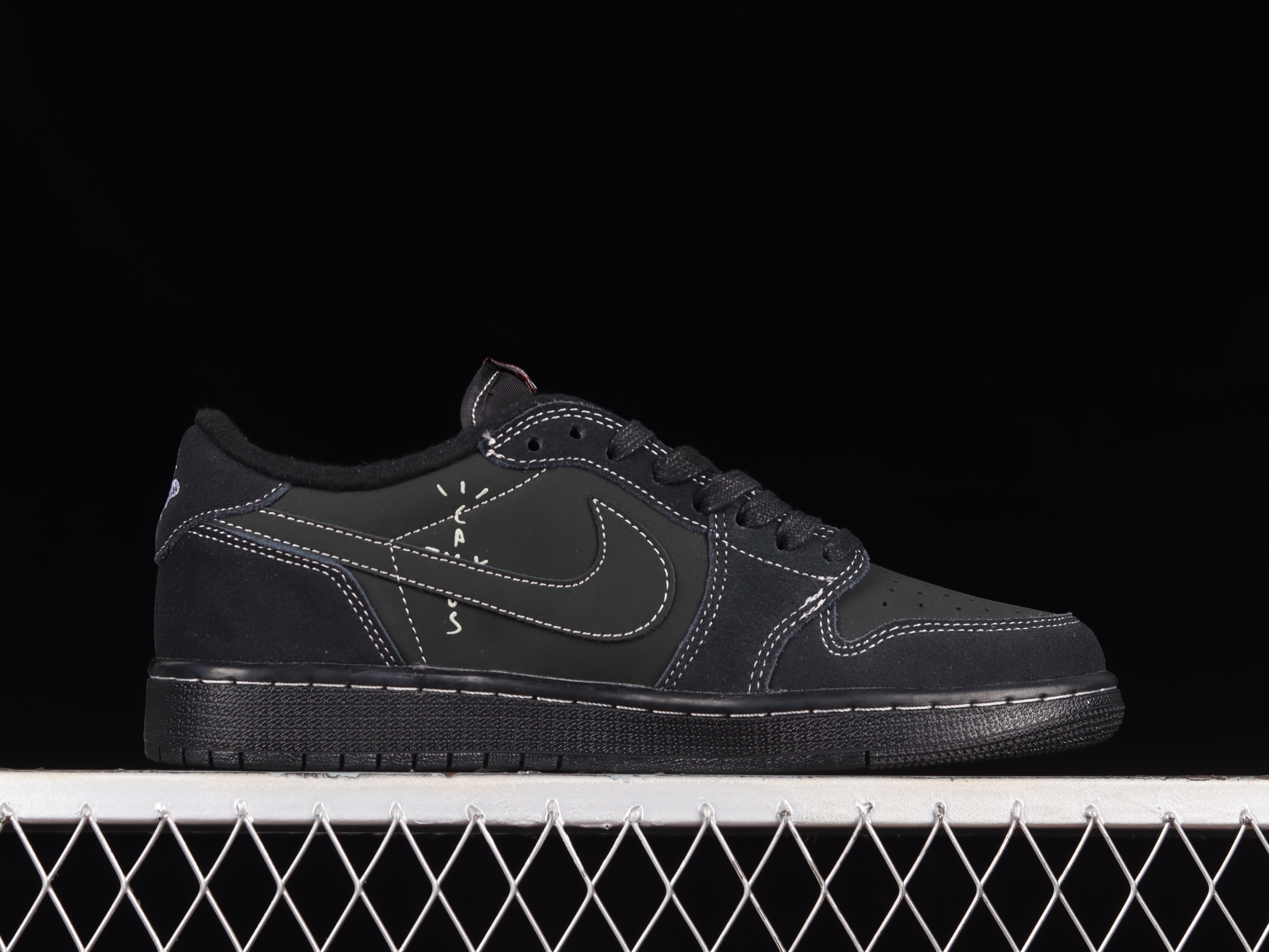 AJ1 low top
