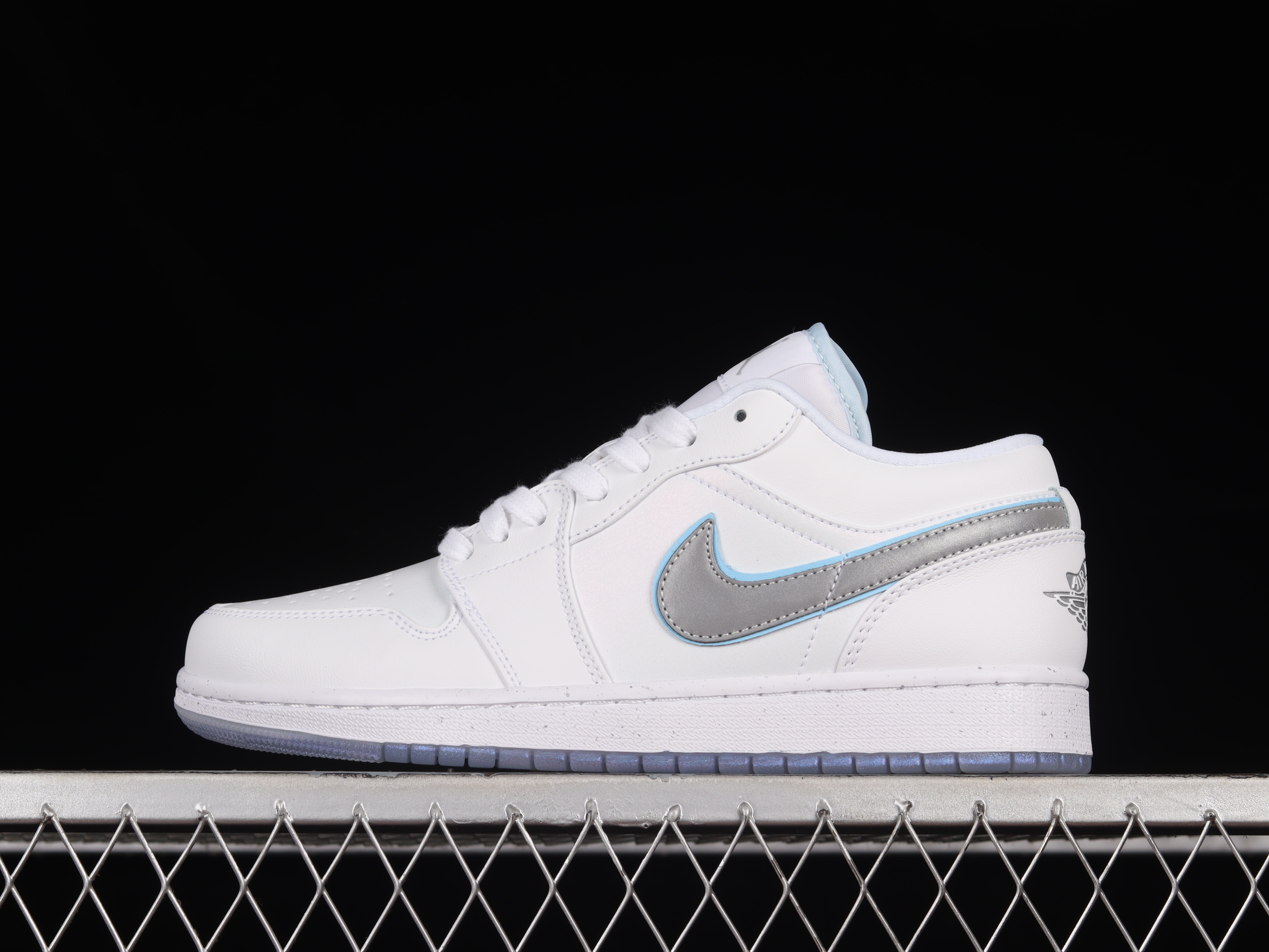 AJ1 low top