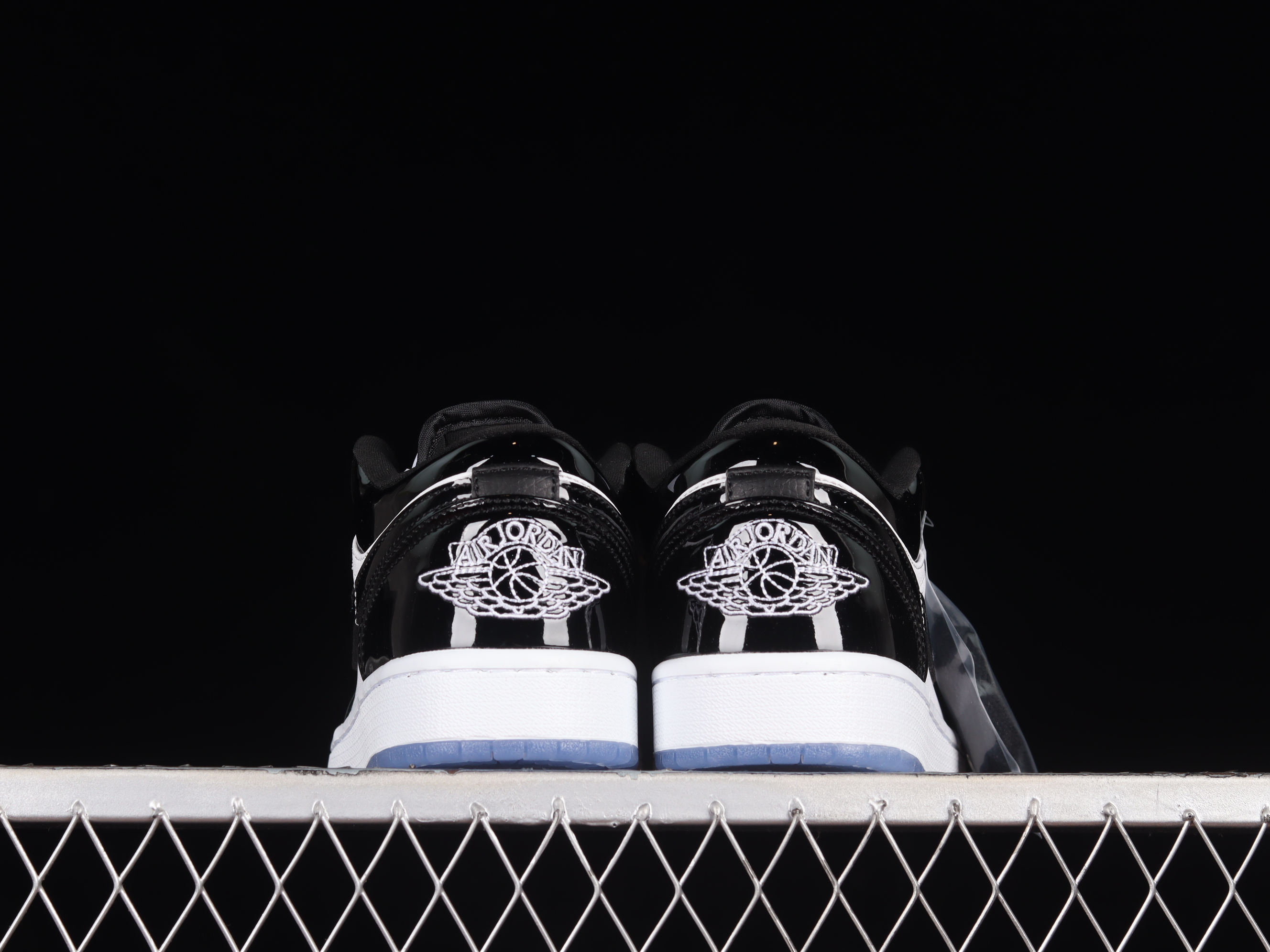 AJ1 low top